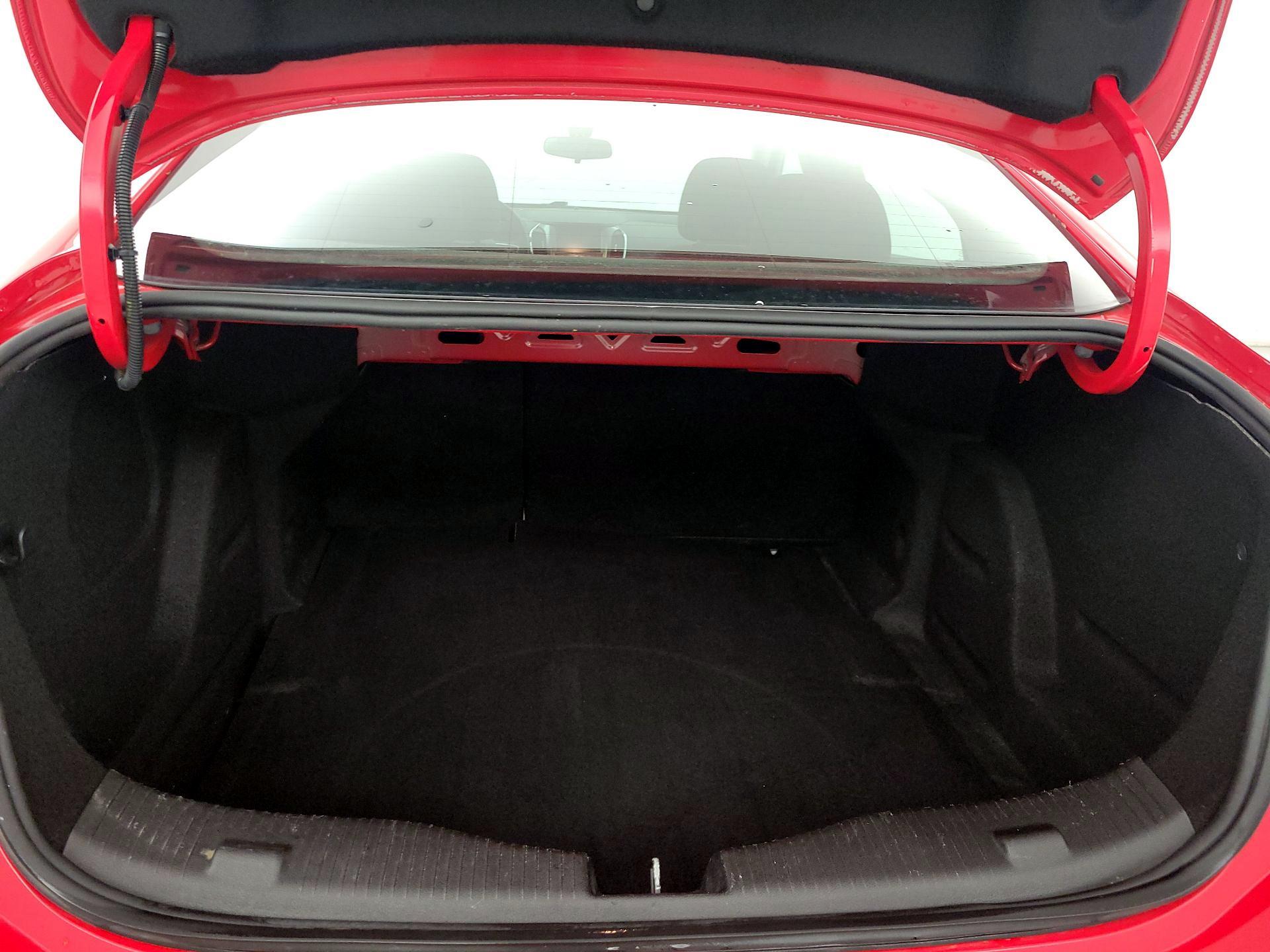 Thumbnail: 2017 Chevrolet Cruze - 20