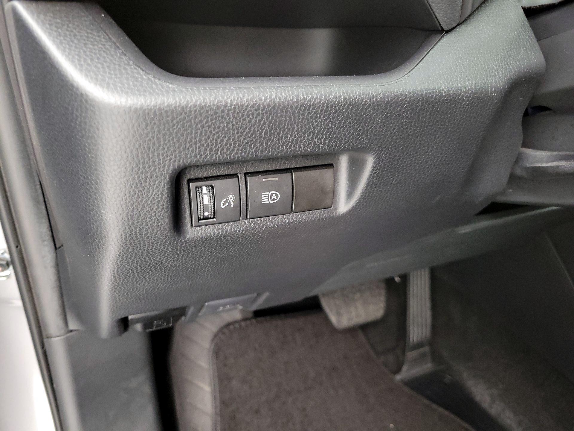 Thumbnail: 2024 Toyota RAV4 - 13