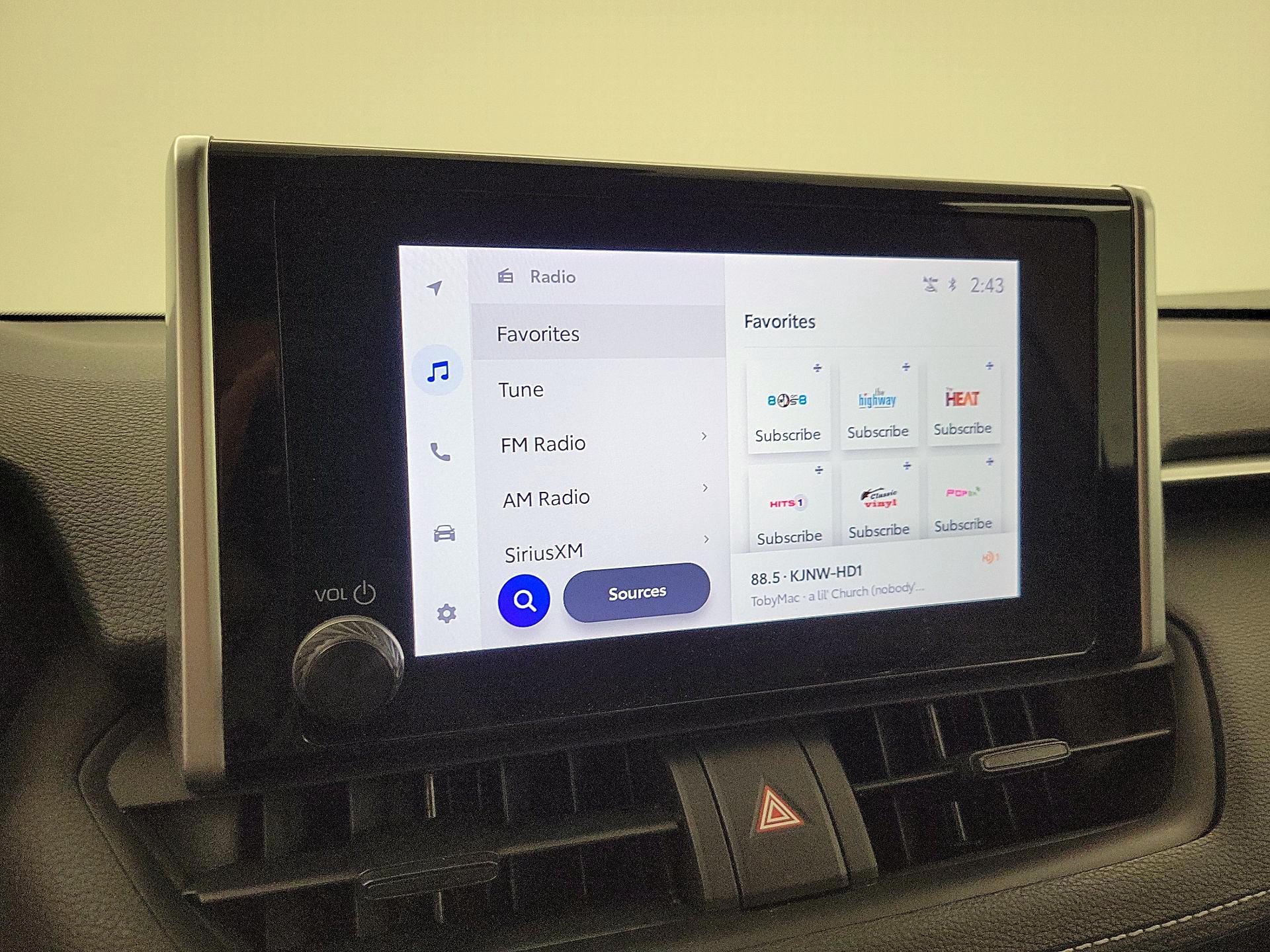 Thumbnail: 2024 Toyota RAV4 - 15