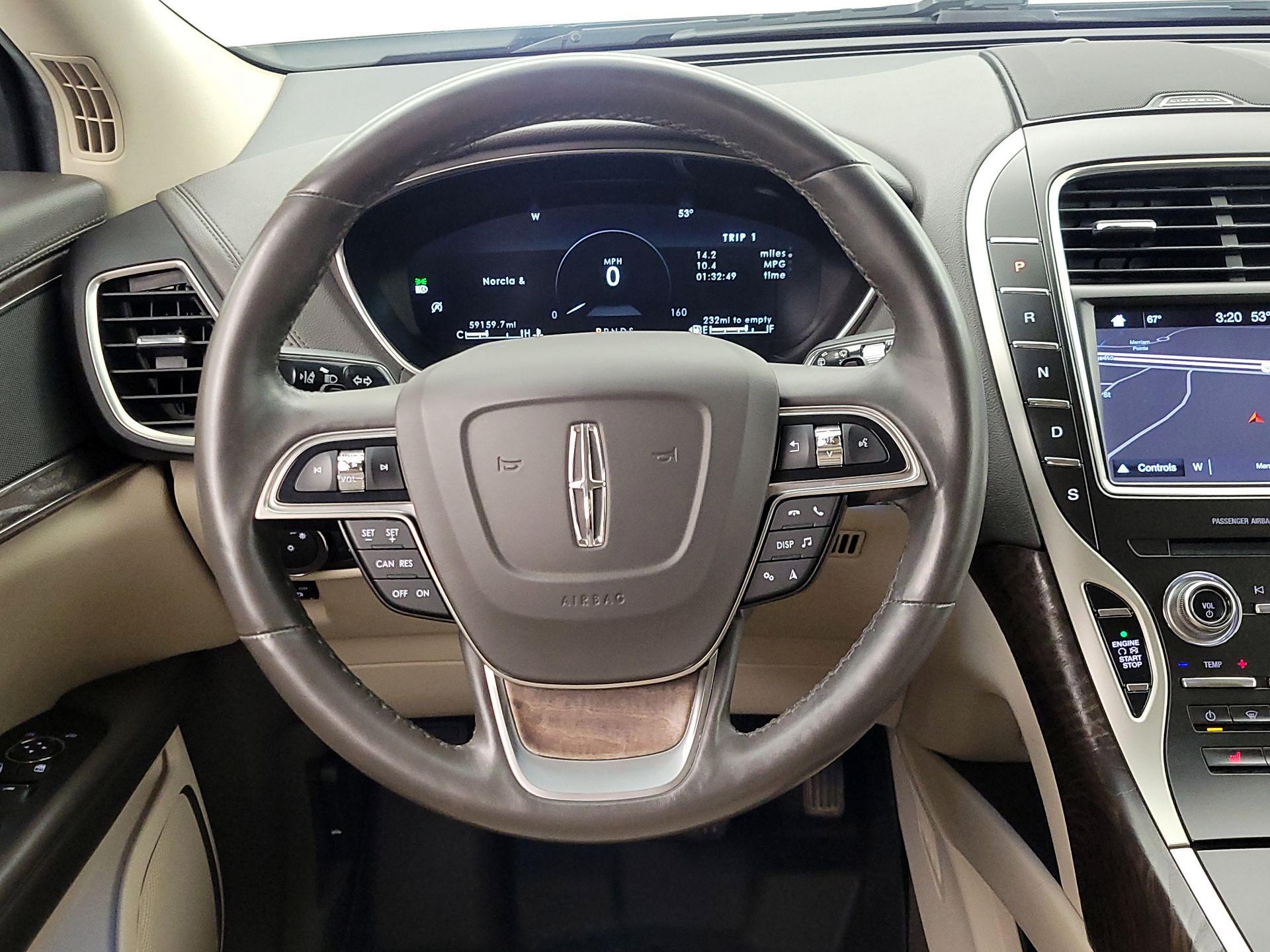 Thumbnail: 2019 Lincoln Nautilus - 10