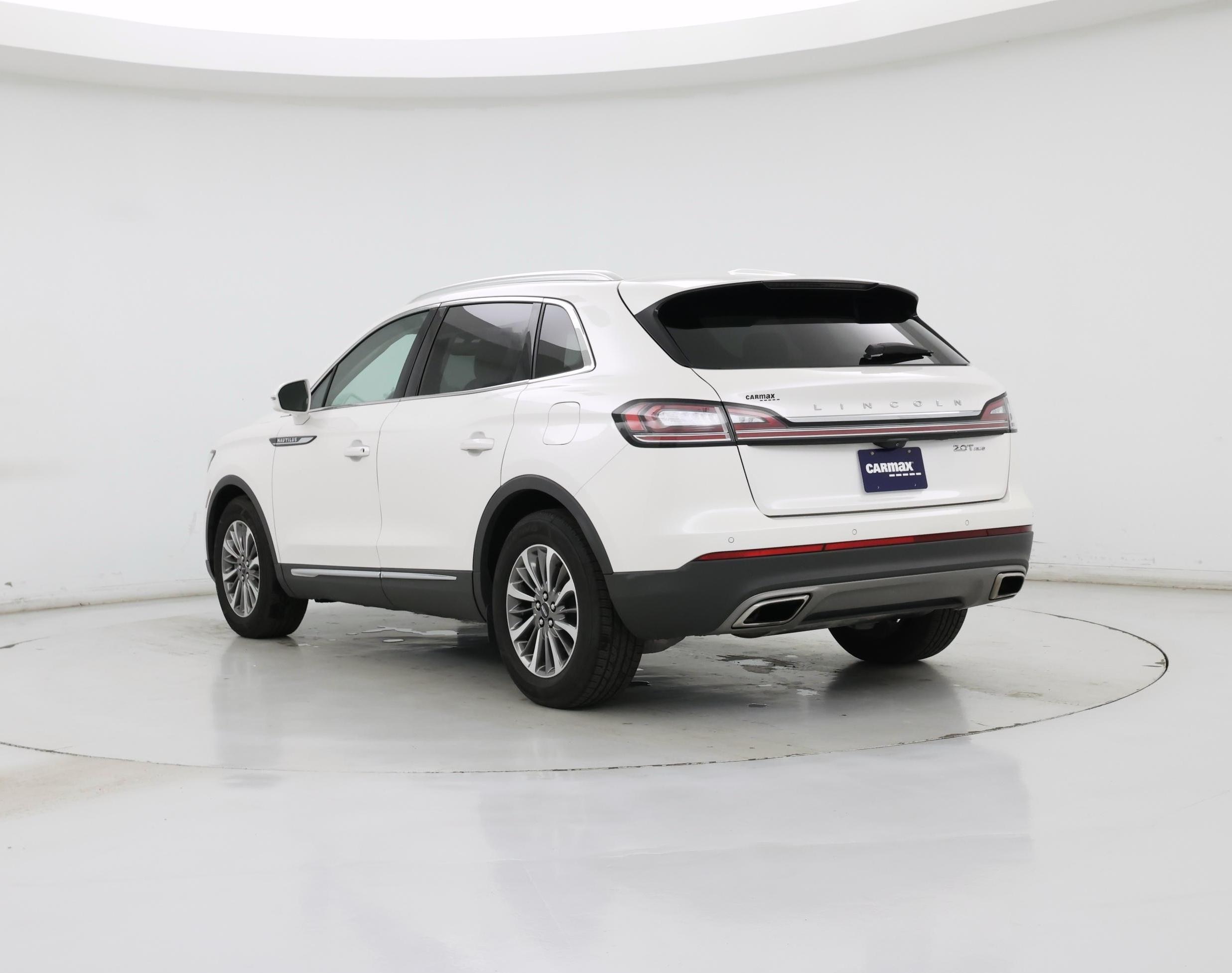 Thumbnail: 2019 Lincoln Nautilus - 2