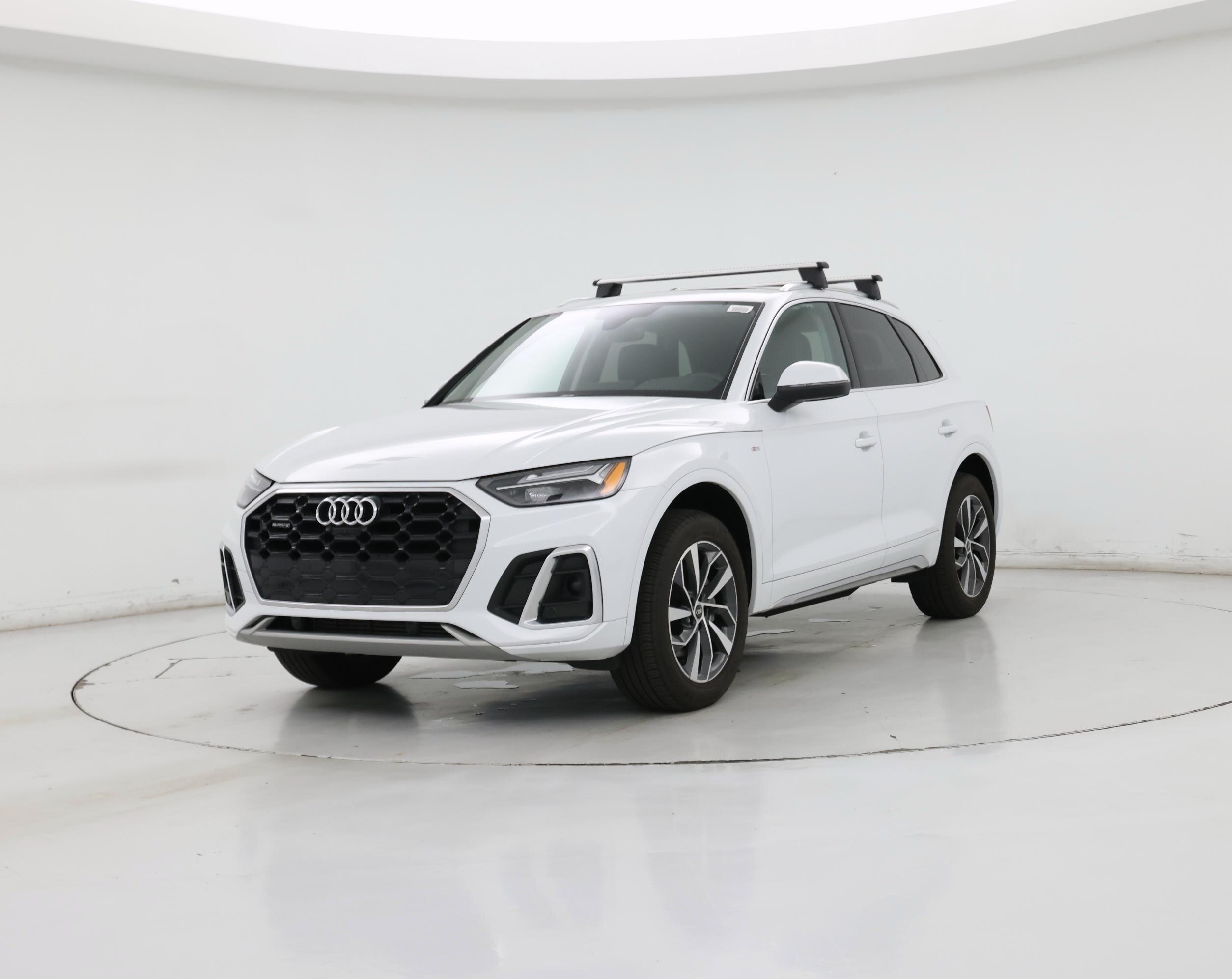 Thumbnail: 2023 Audi Q5 - 4