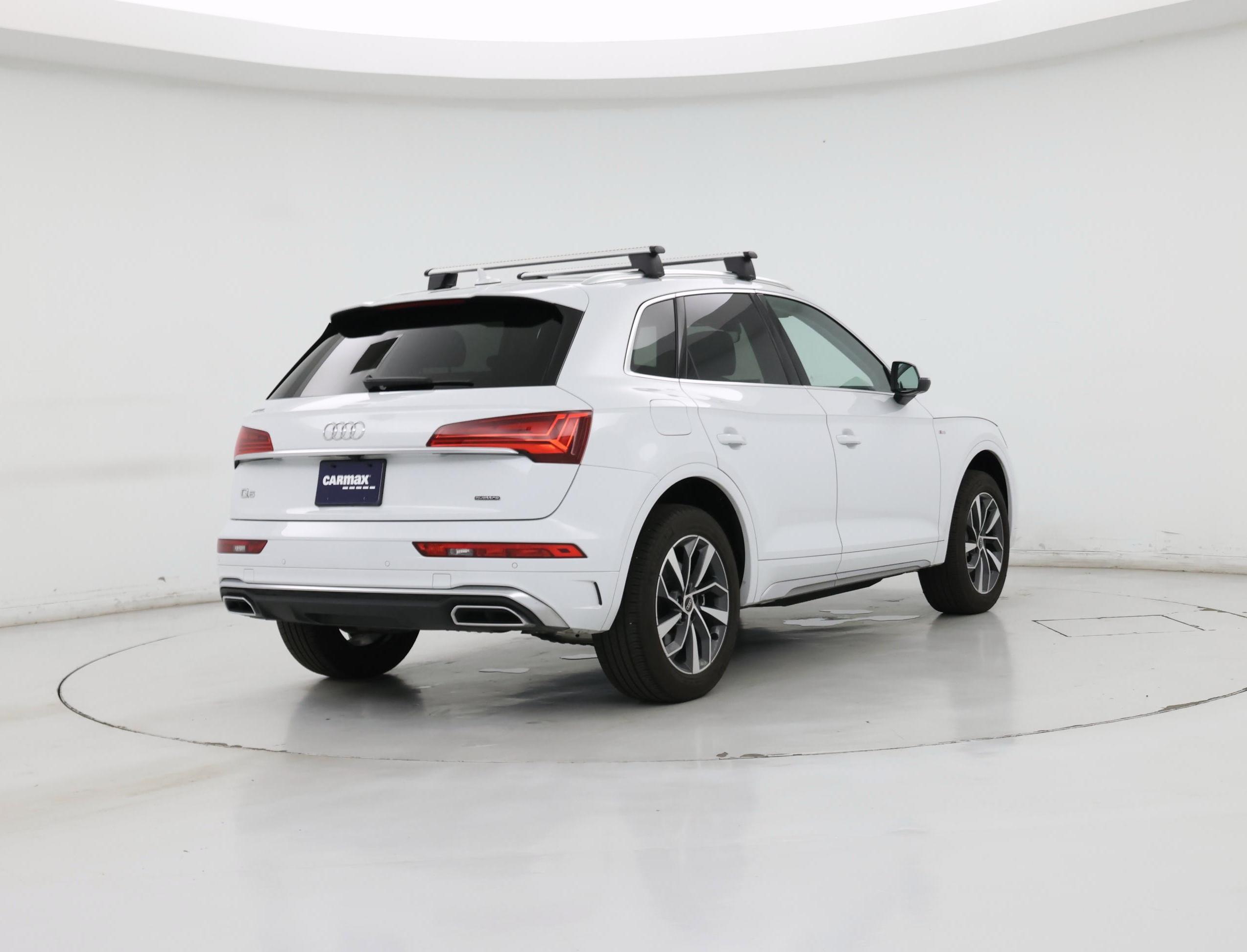 Thumbnail: 2023 Audi Q5 - 8