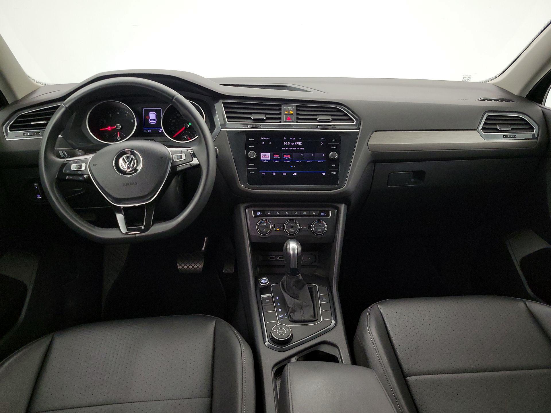 Thumbnail: 2020 Volkswagen Tiguan - 9