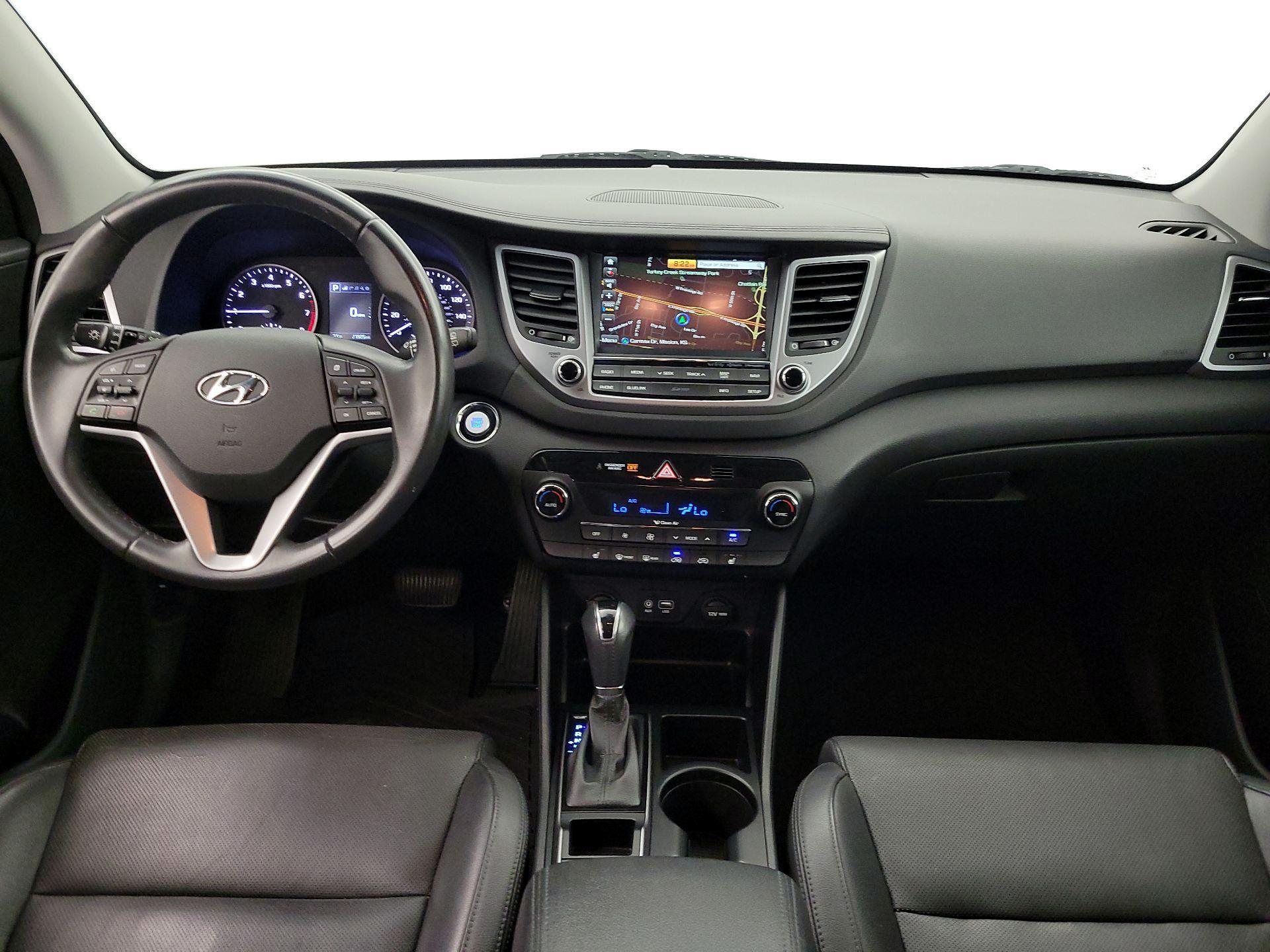 Thumbnail: 2017 Hyundai Tucson - 9