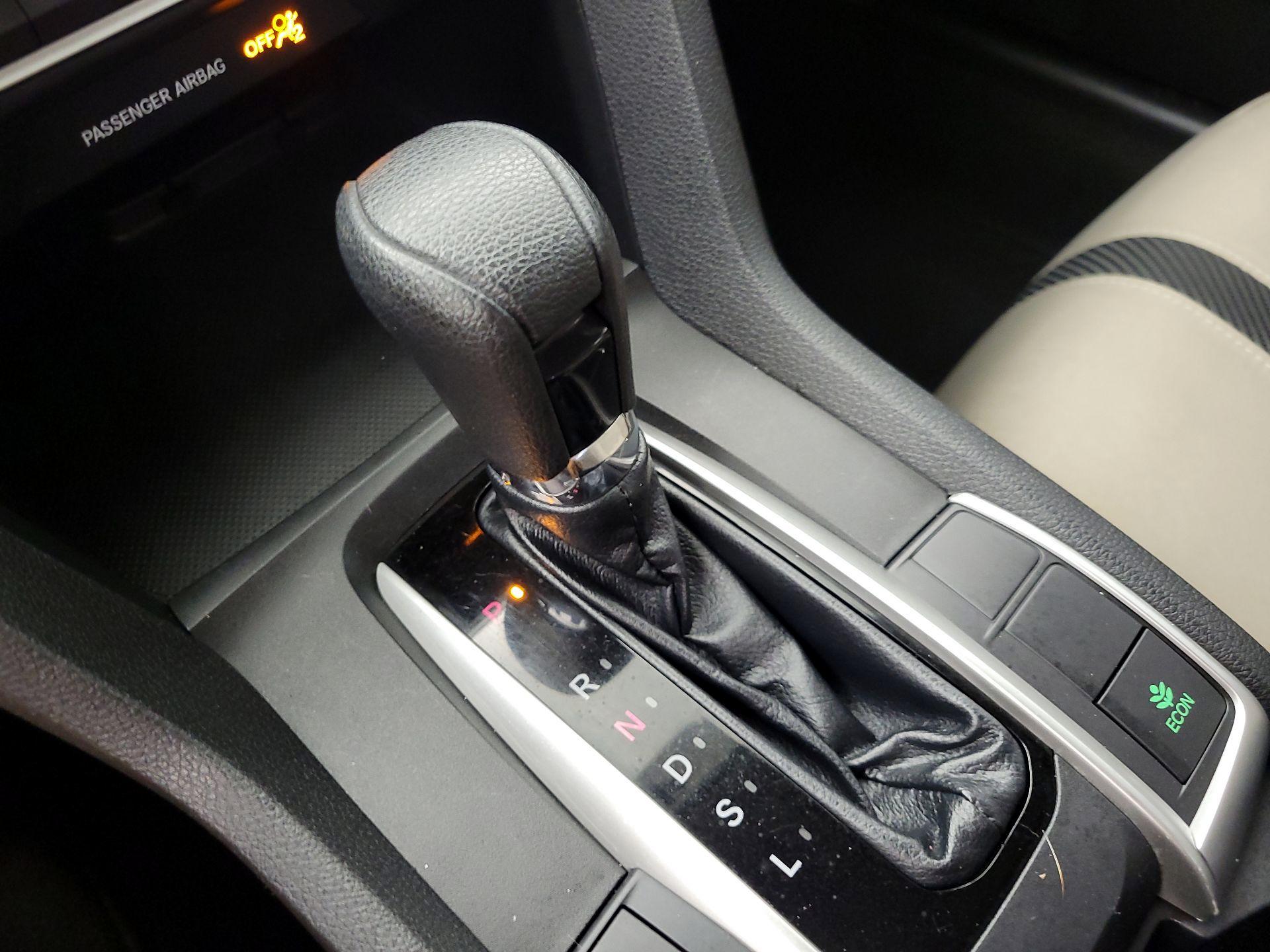 Thumbnail: 2018 Honda Civic - 17