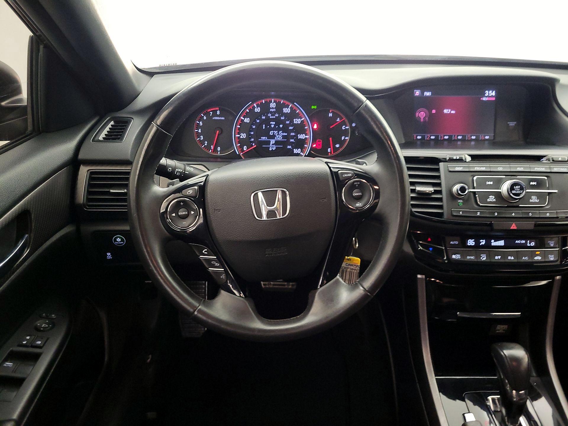 Thumbnail: 2017 Honda Accord - 10