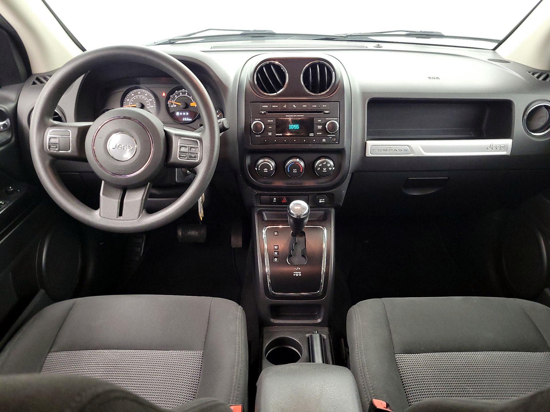 Thumbnail: 2017 Jeep Compass - 9