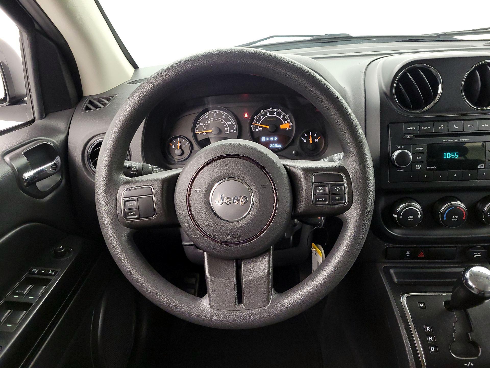 Thumbnail: 2017 Jeep Compass - 10