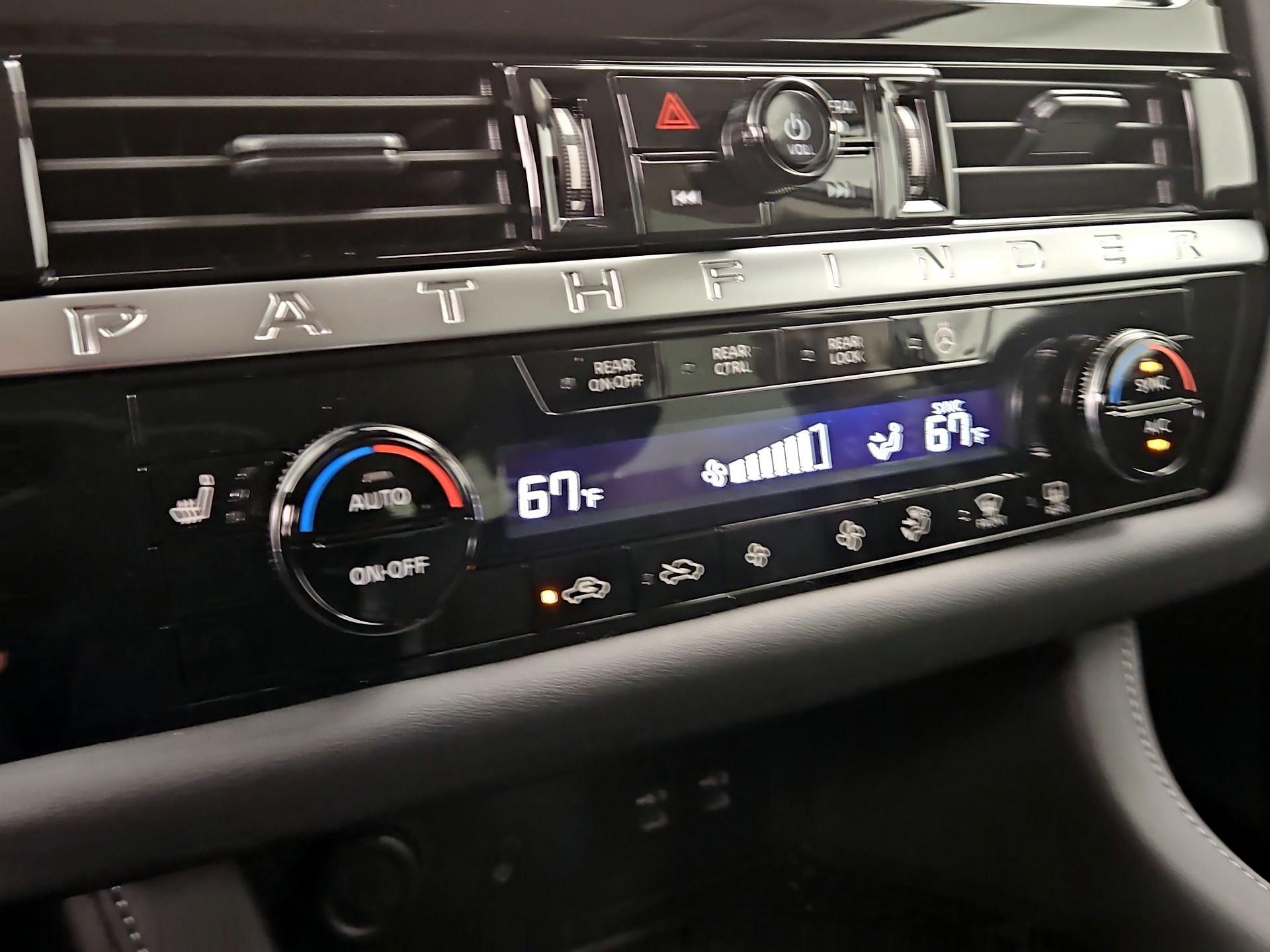 Thumbnail: 2026 Nissan Pathfinder - 16