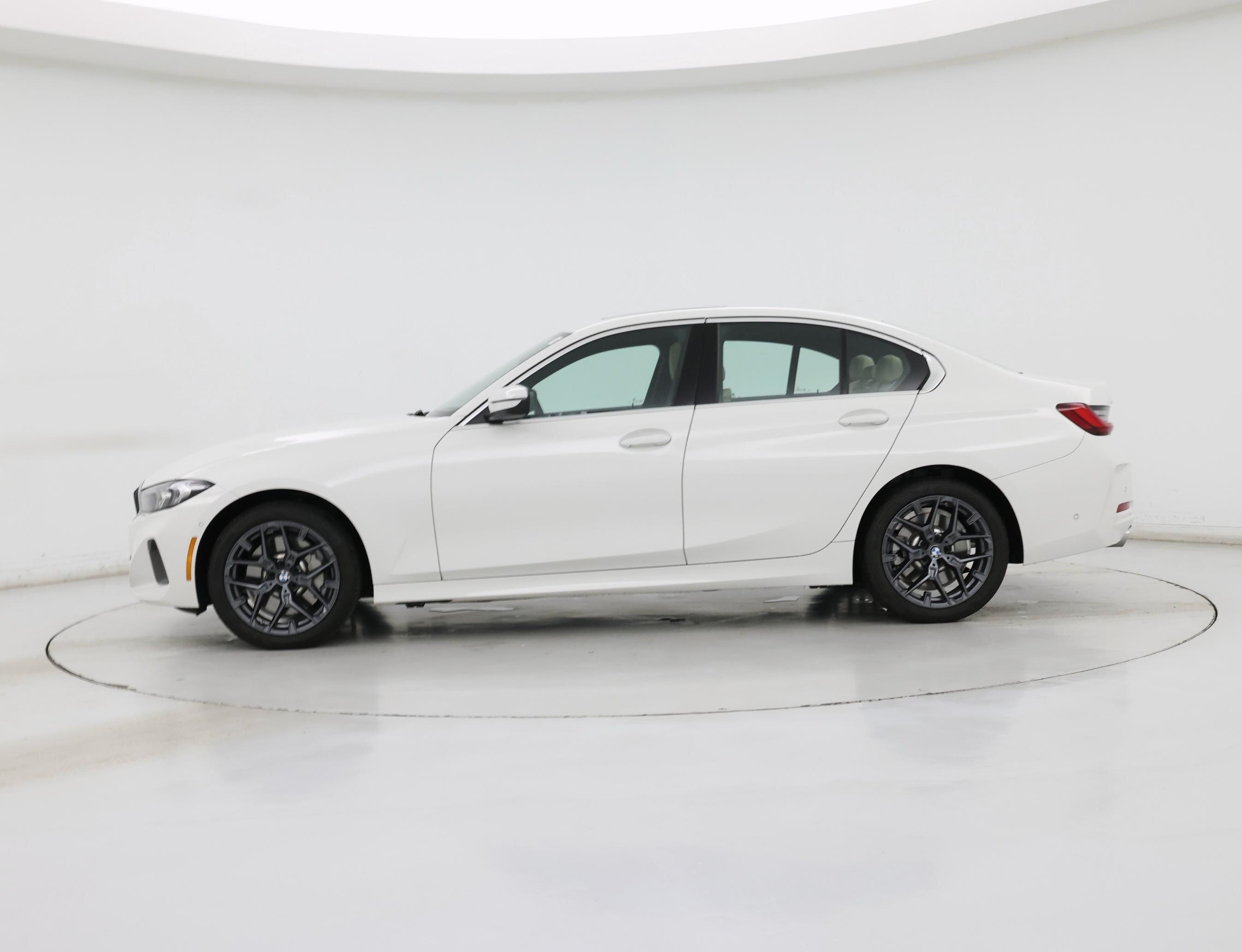 Thumbnail: 2025 BMW 3 Series - 3