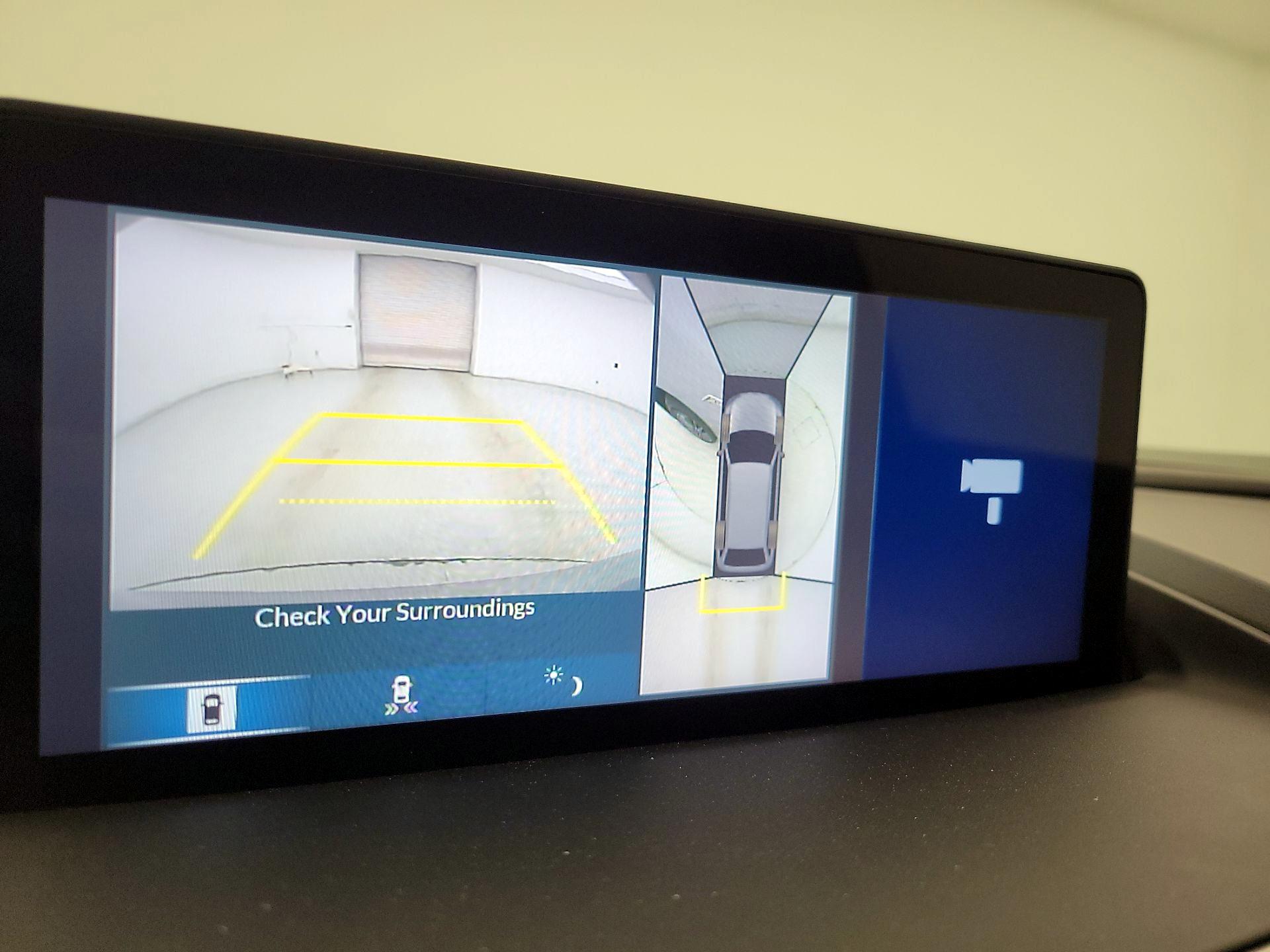 Thumbnail: 2023 Acura RDX - 15