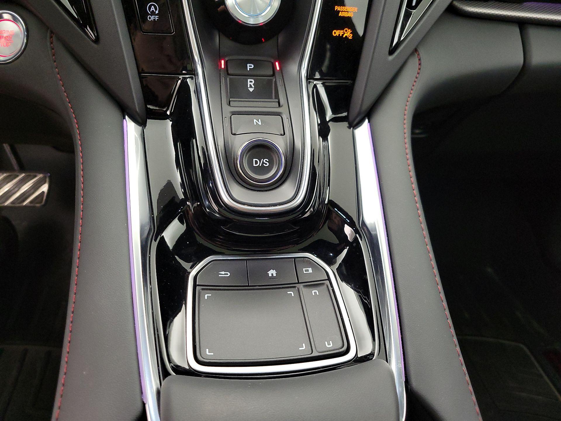 Thumbnail: 2023 Acura RDX - 18