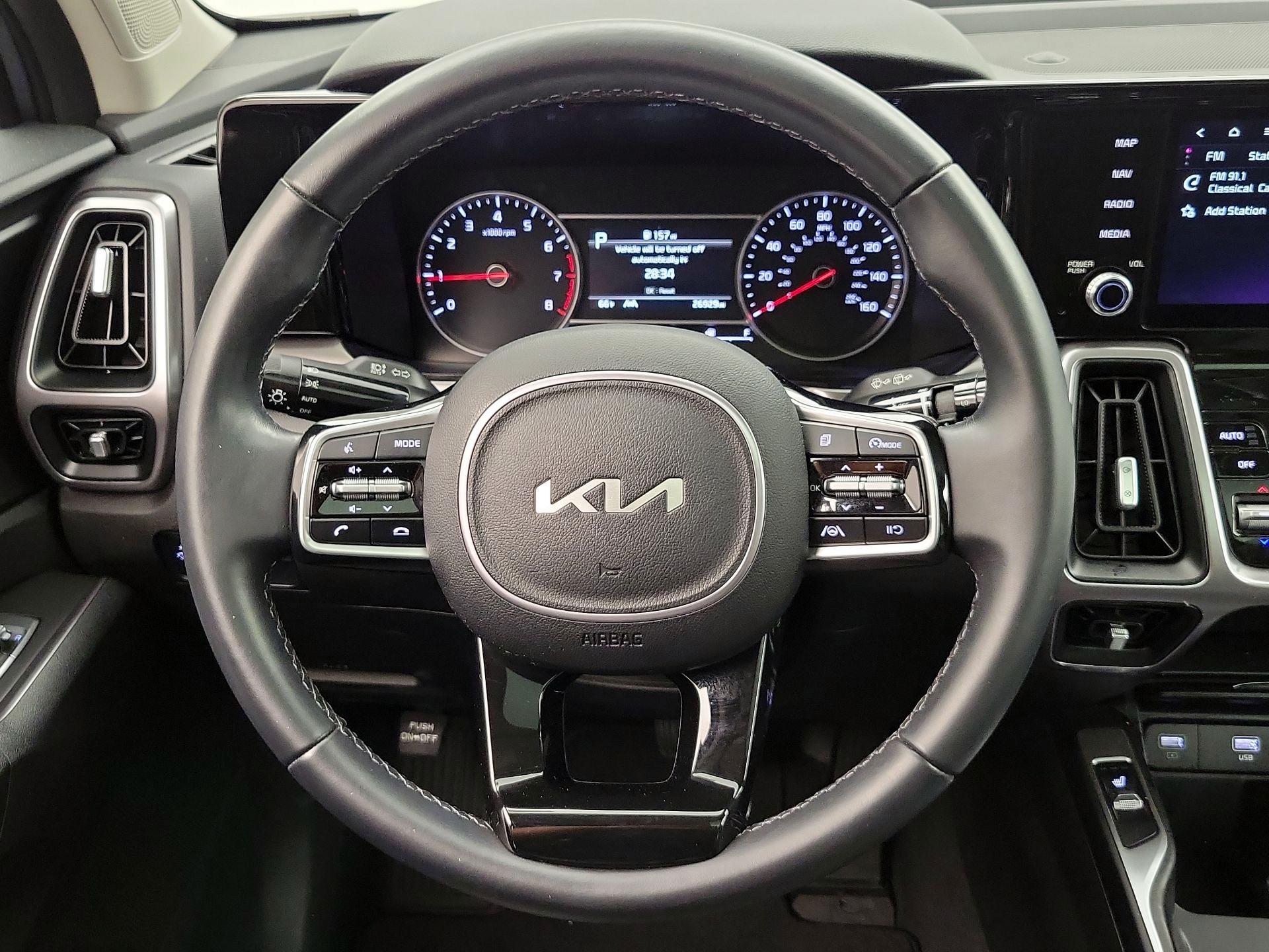 Thumbnail: 2023 Kia Sorento - 10
