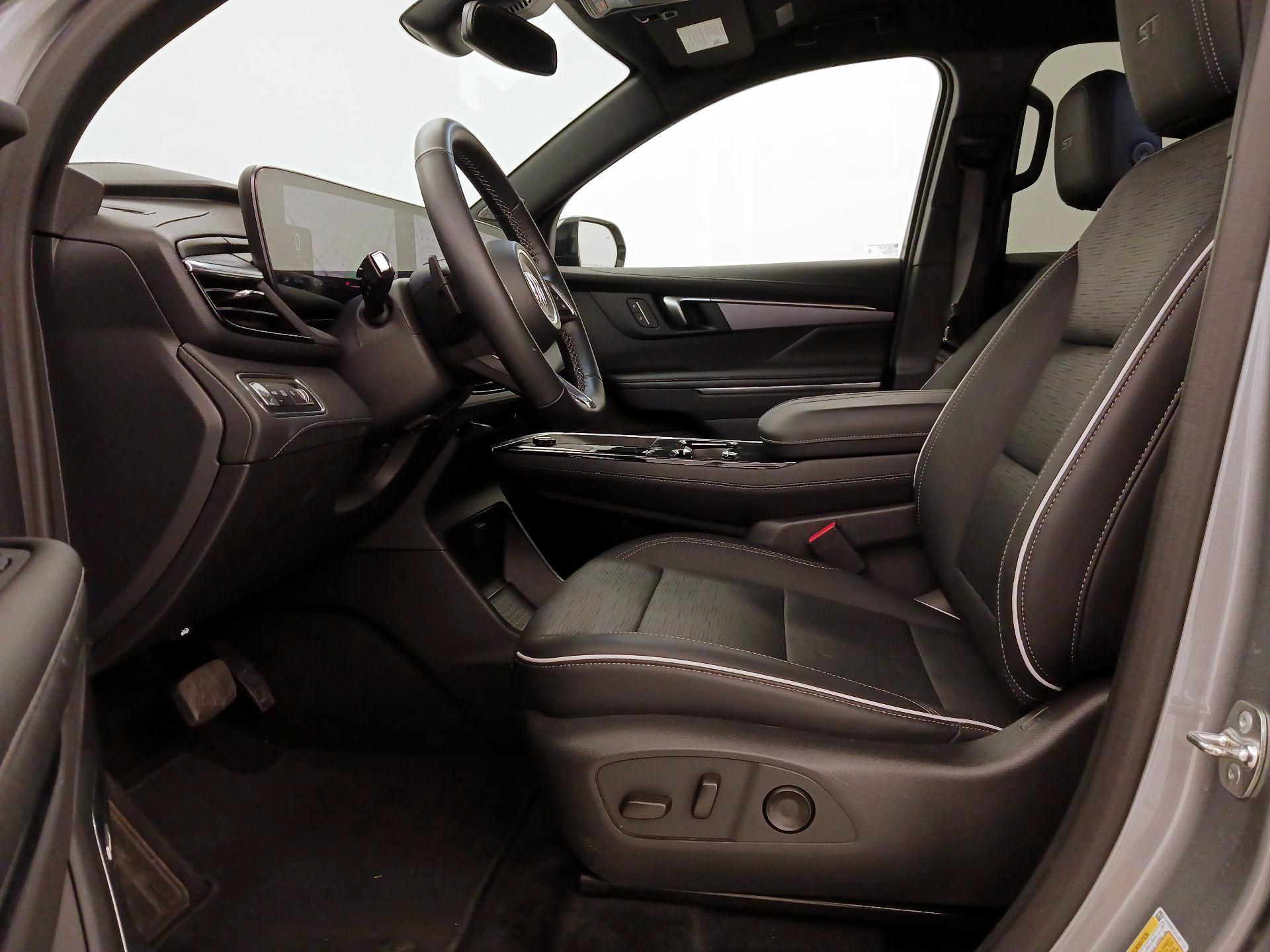 Thumbnail: 2025 Buick Enclave - 11