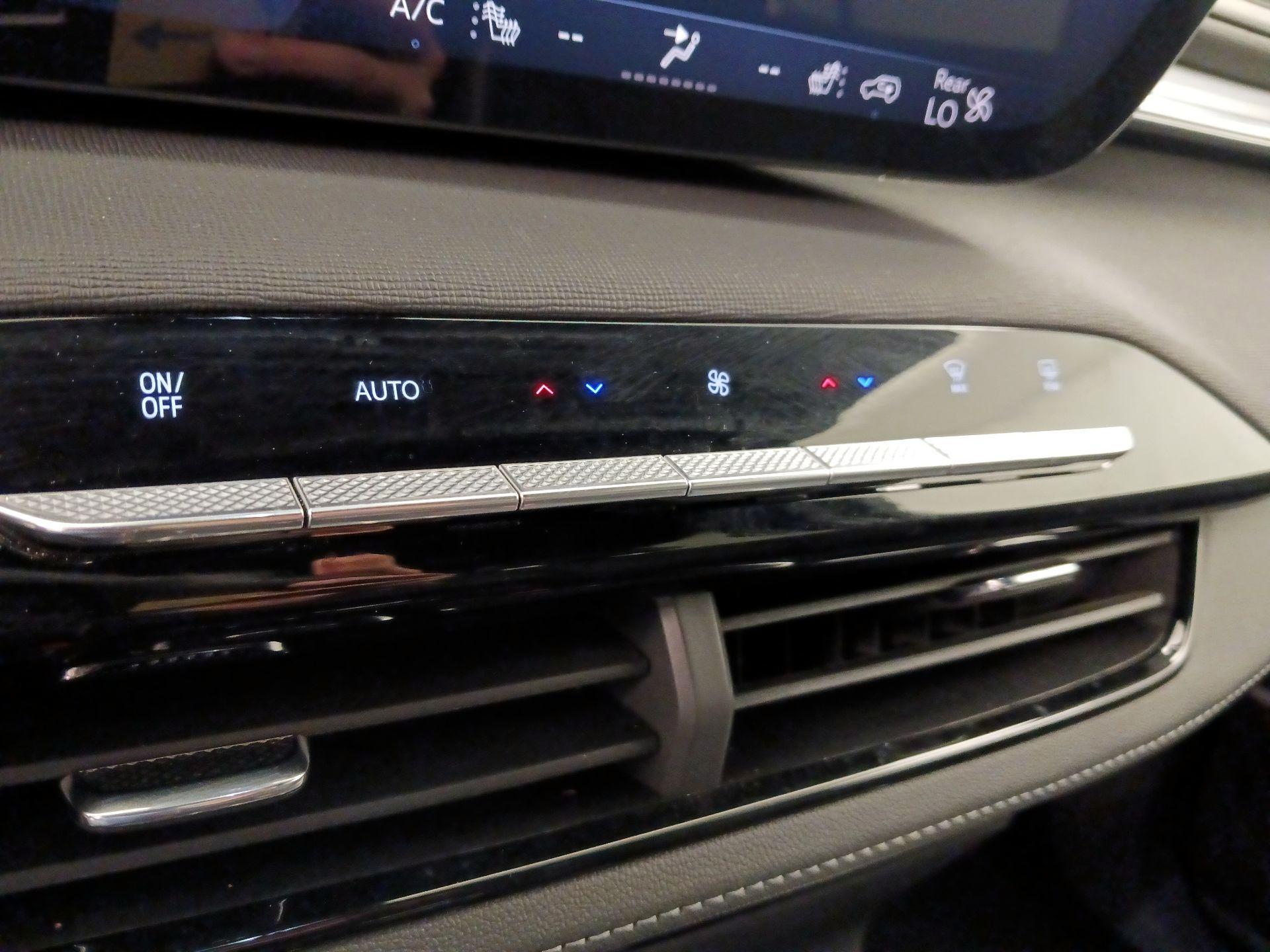 Thumbnail: 2025 Buick Enclave - 17