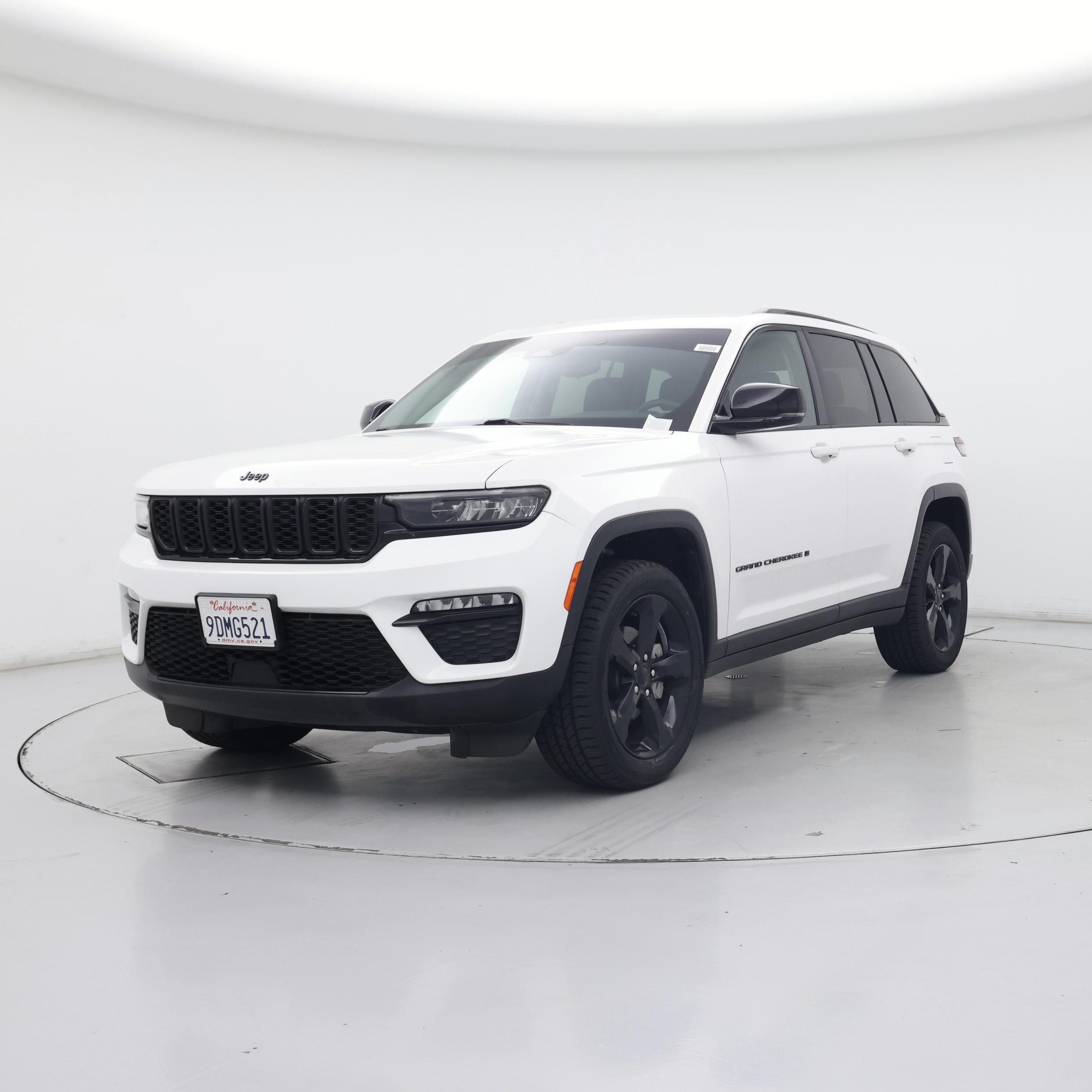 Thumbnail: 2023 Jeep Grand Cherokee - 4