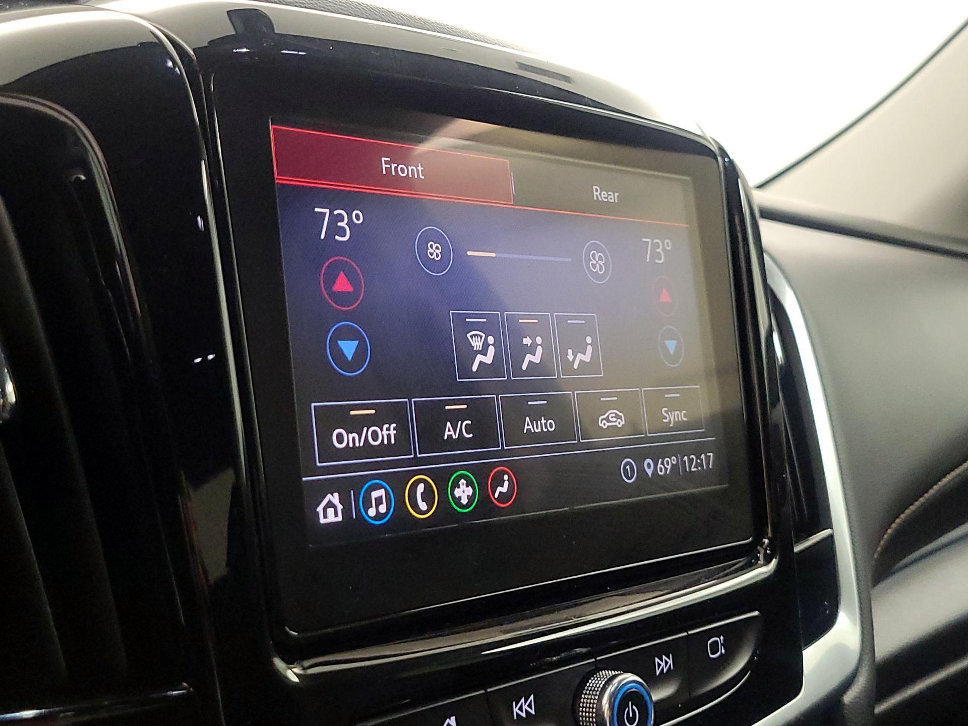 Thumbnail: 2021 Chevrolet Traverse - 16