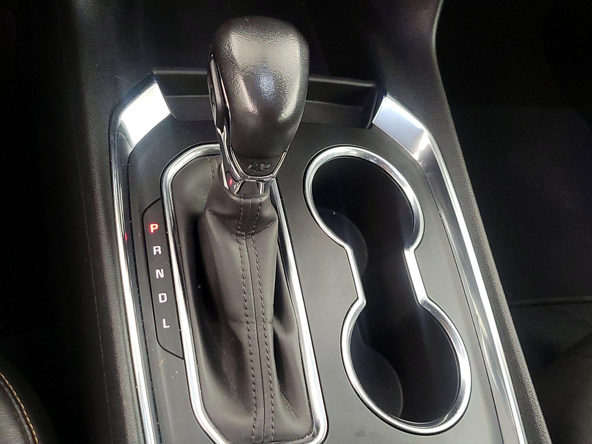 Thumbnail: 2021 Chevrolet Traverse - 17