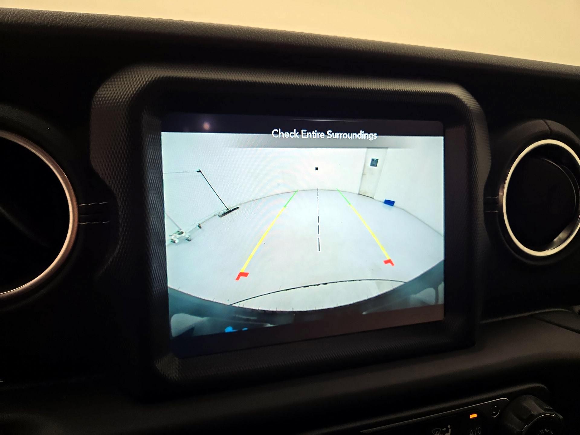 Thumbnail: 2023 Jeep Wrangler - 15