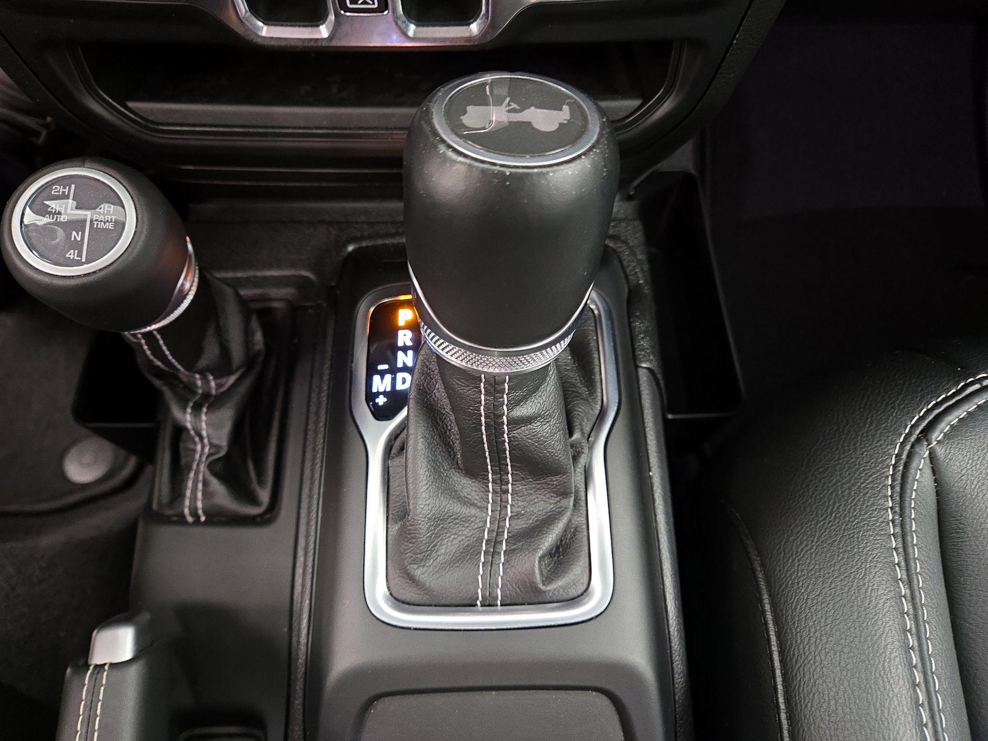 Thumbnail: 2023 Jeep Wrangler - 18