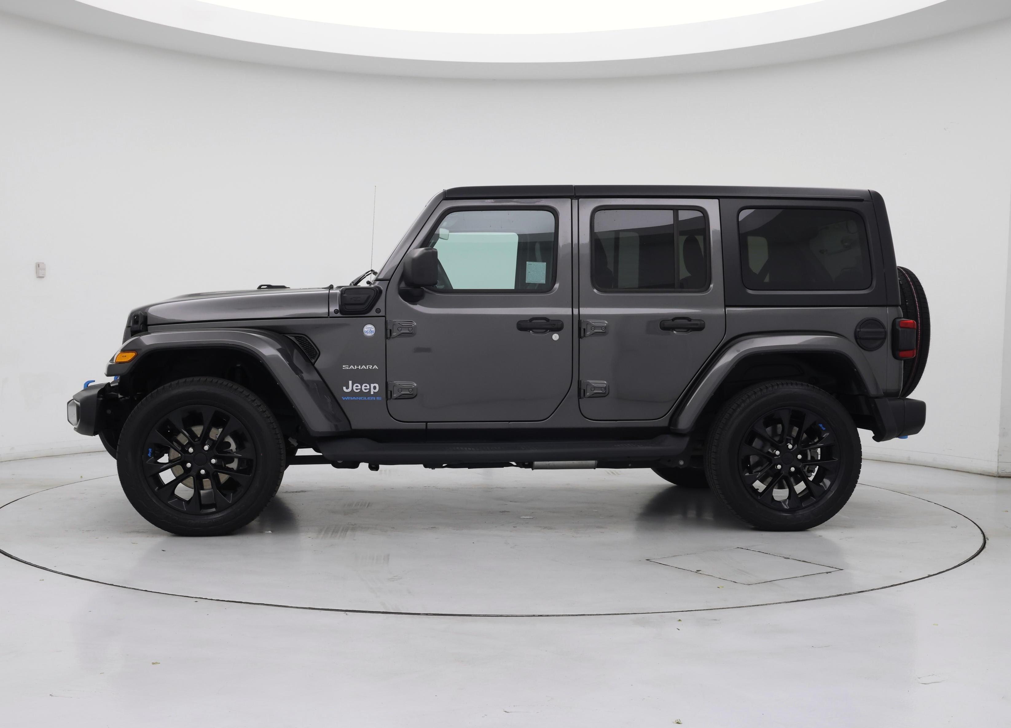 Thumbnail: 2023 Jeep Wrangler - 3