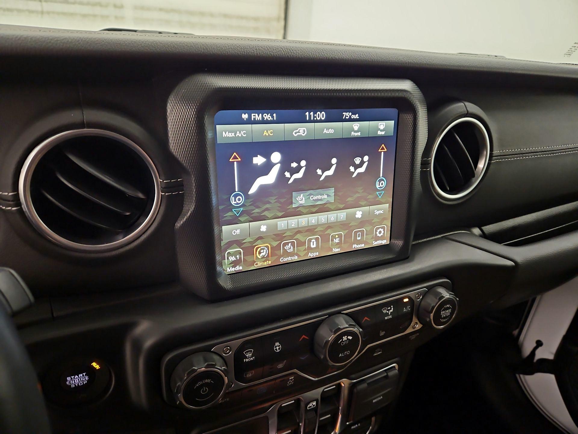 Thumbnail: 2023 Jeep Wrangler - 17