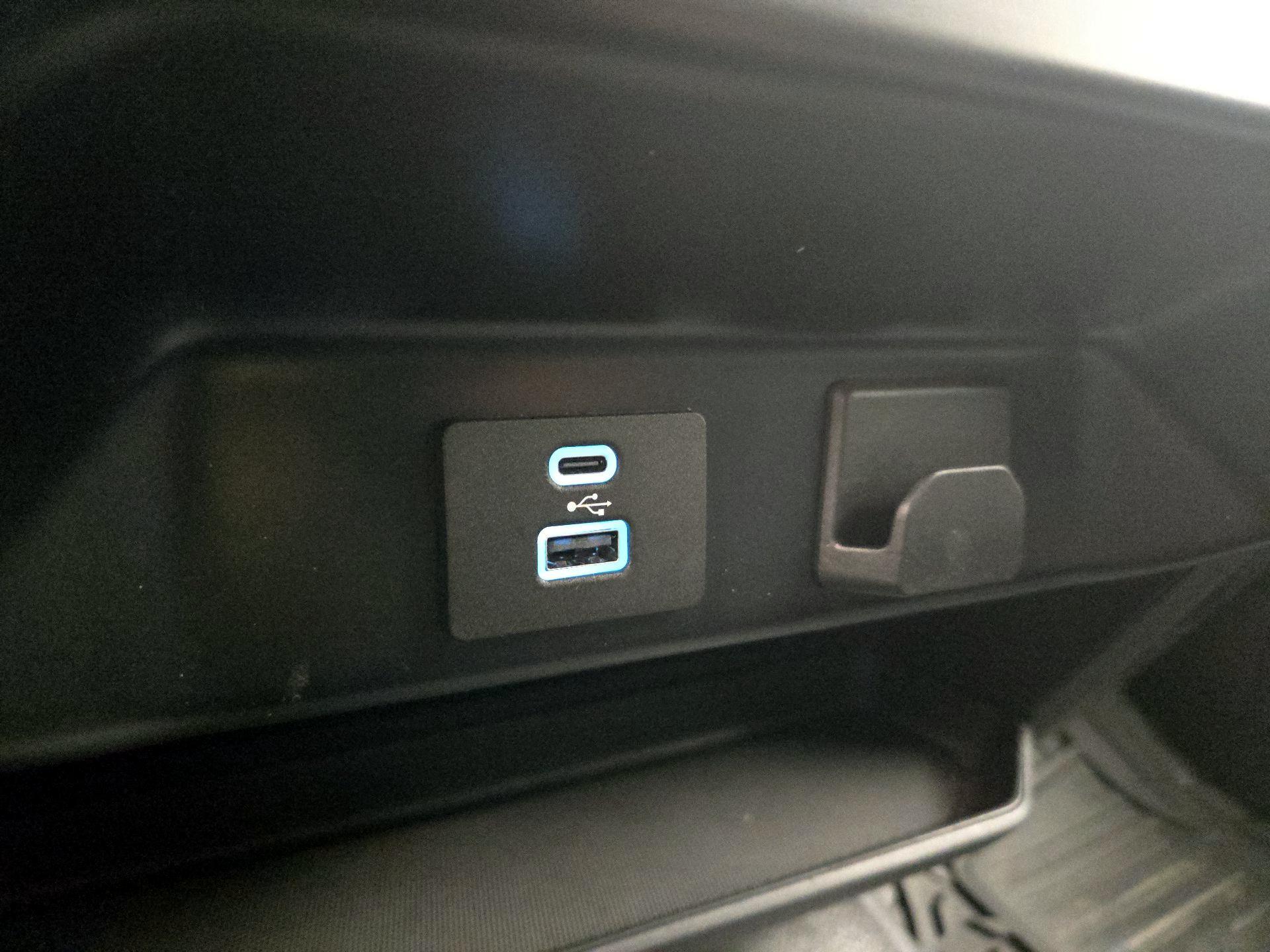 Thumbnail: 2023 Ford F-150 - 19