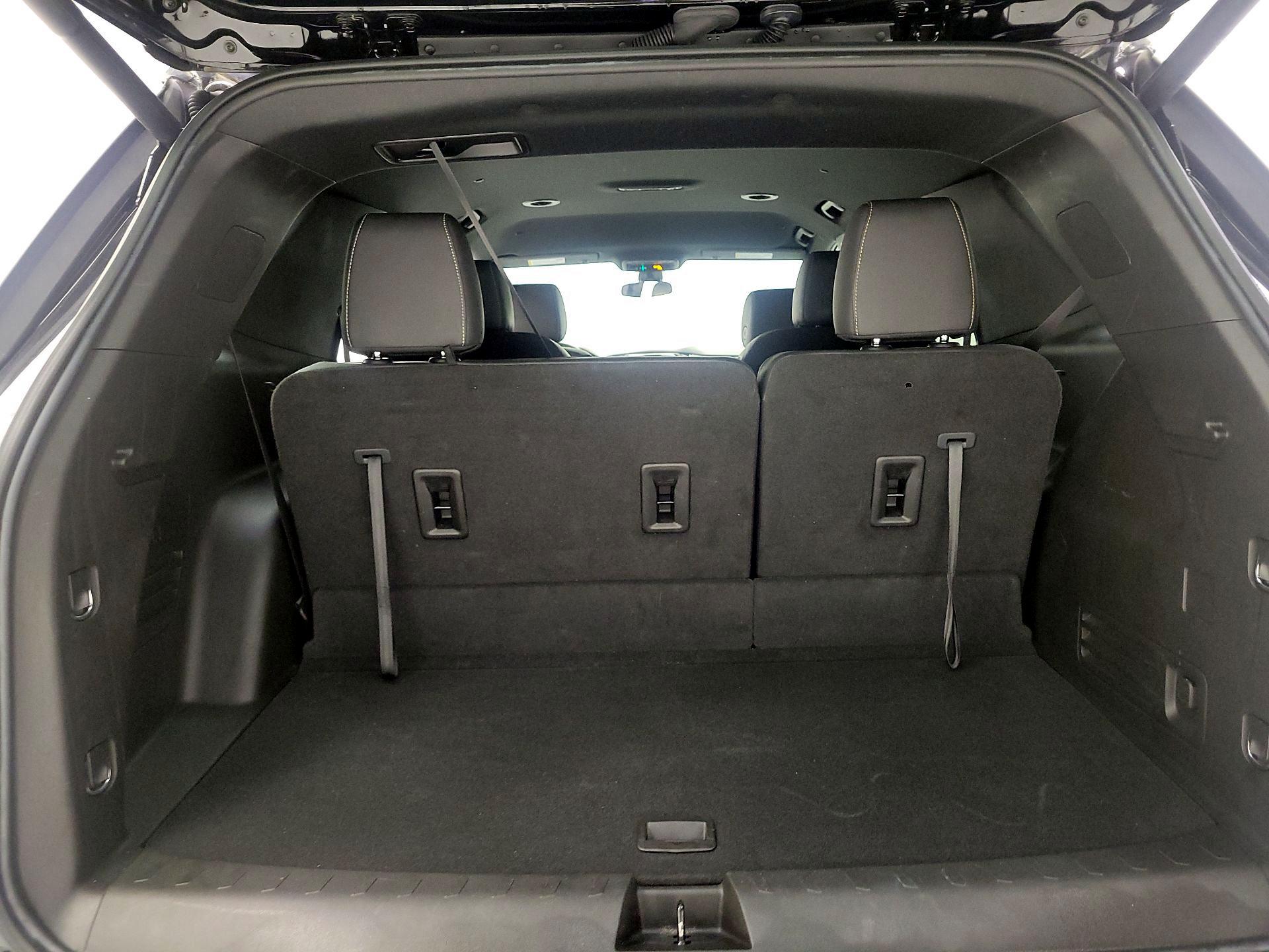 Thumbnail: 2023 Chevrolet Traverse - 18