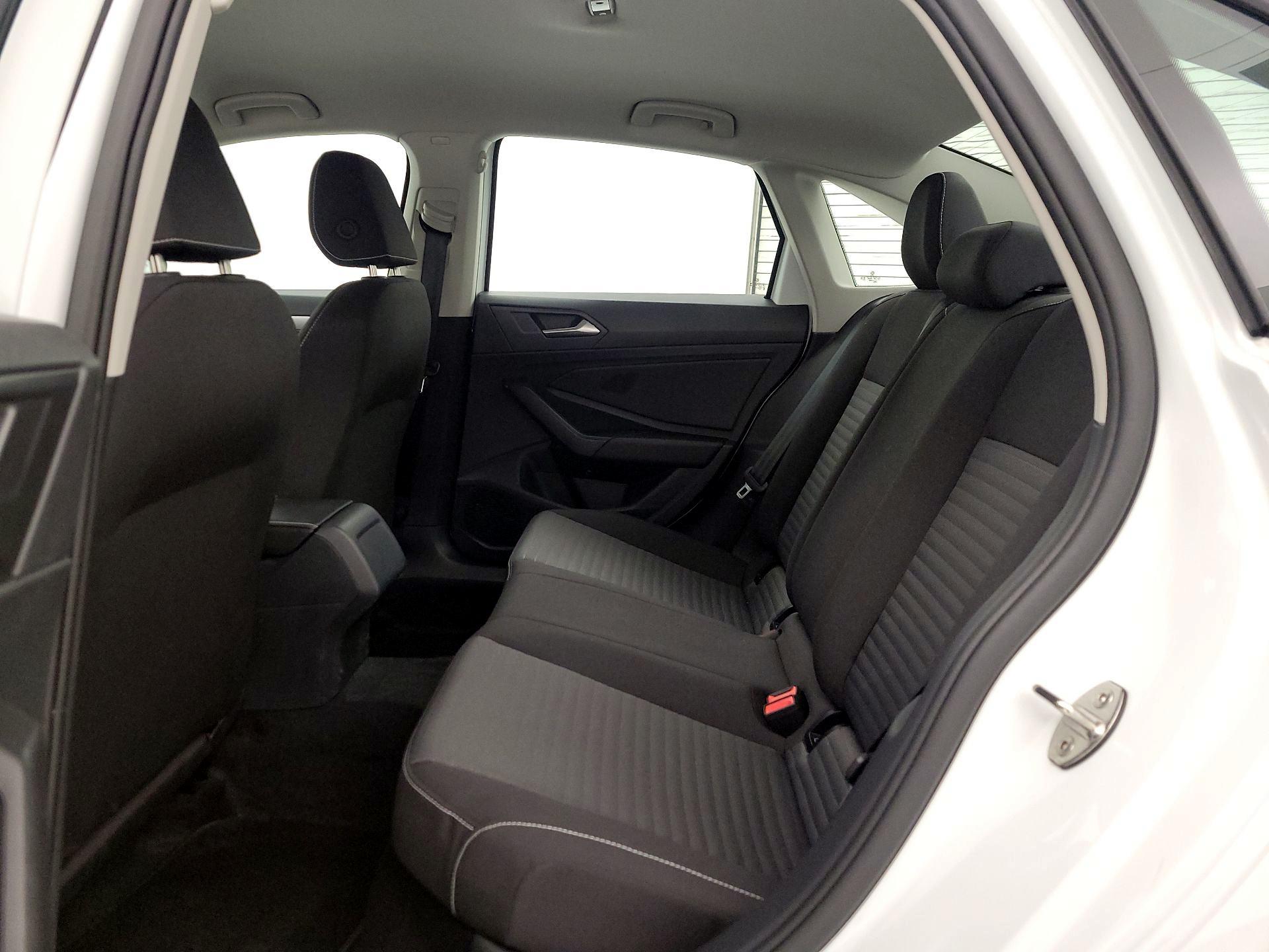 Thumbnail: 2025 Volkswagen Jetta - 19