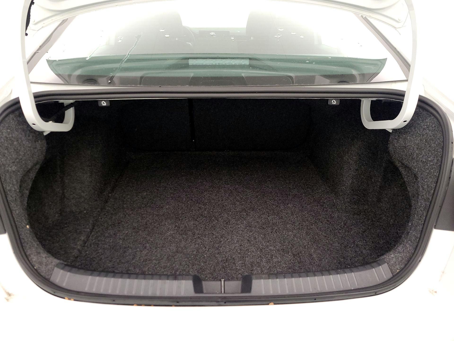 Thumbnail: 2025 Volkswagen Jetta - 20