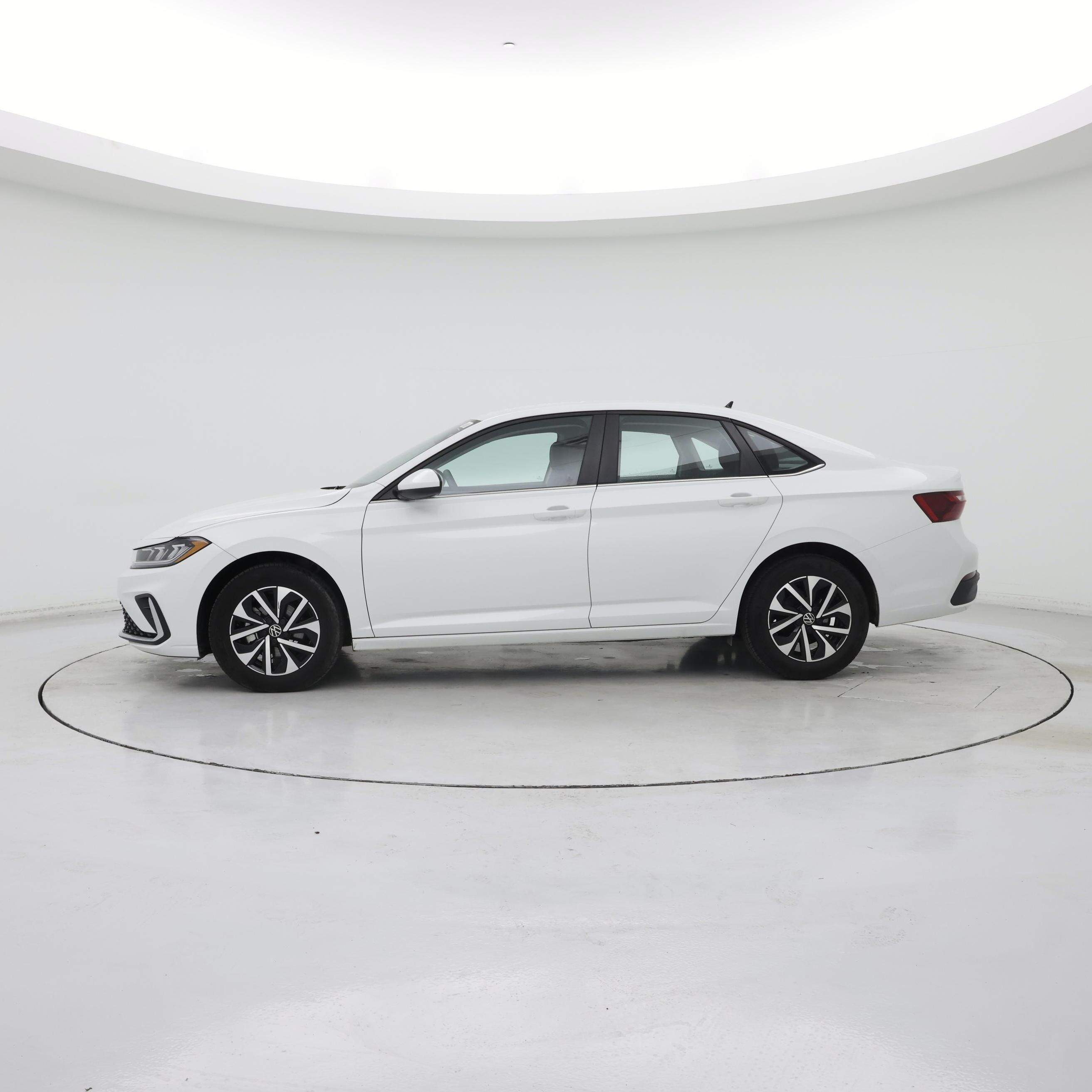 Thumbnail: 2025 Volkswagen Jetta - 3