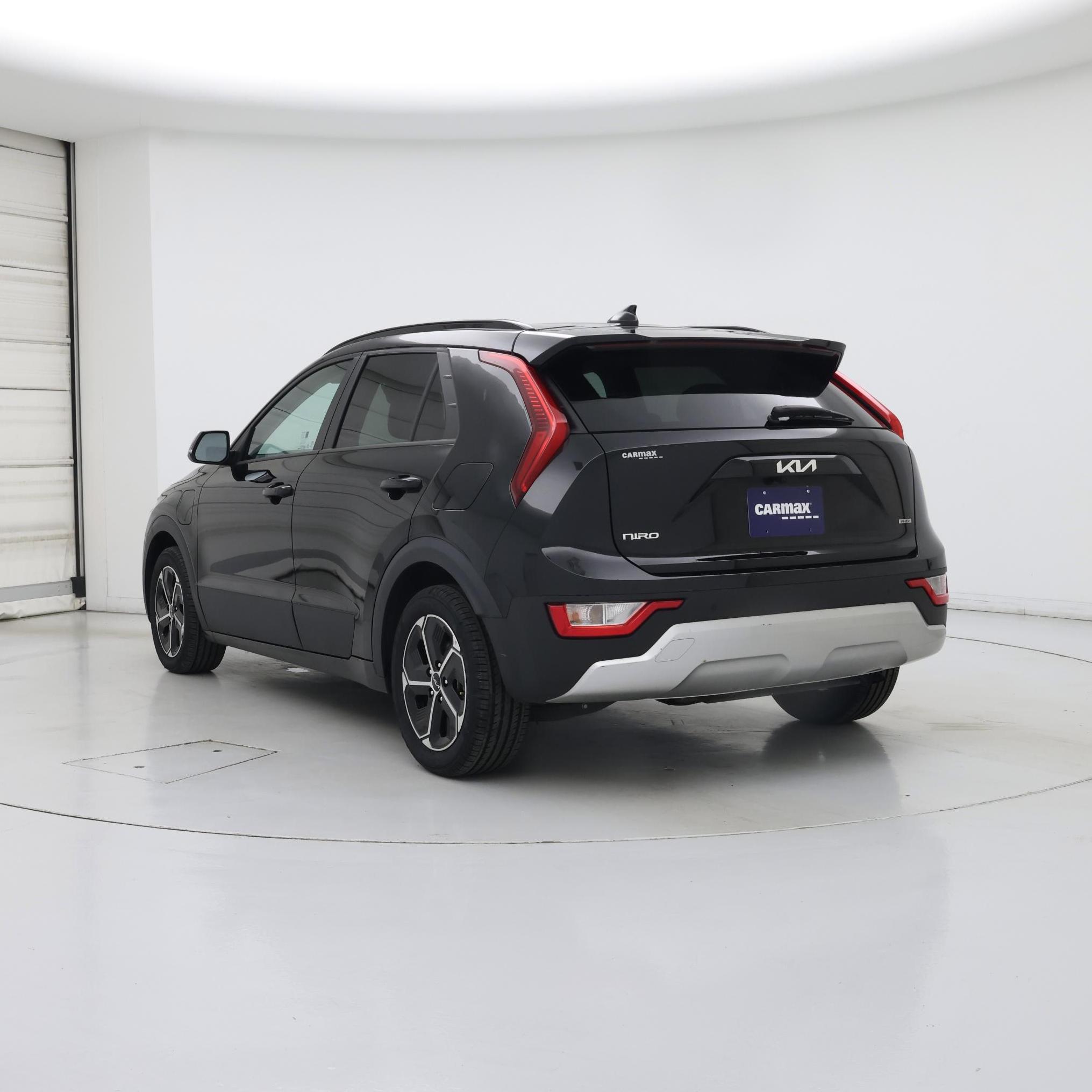Thumbnail: 2023 Kia Niro - 2