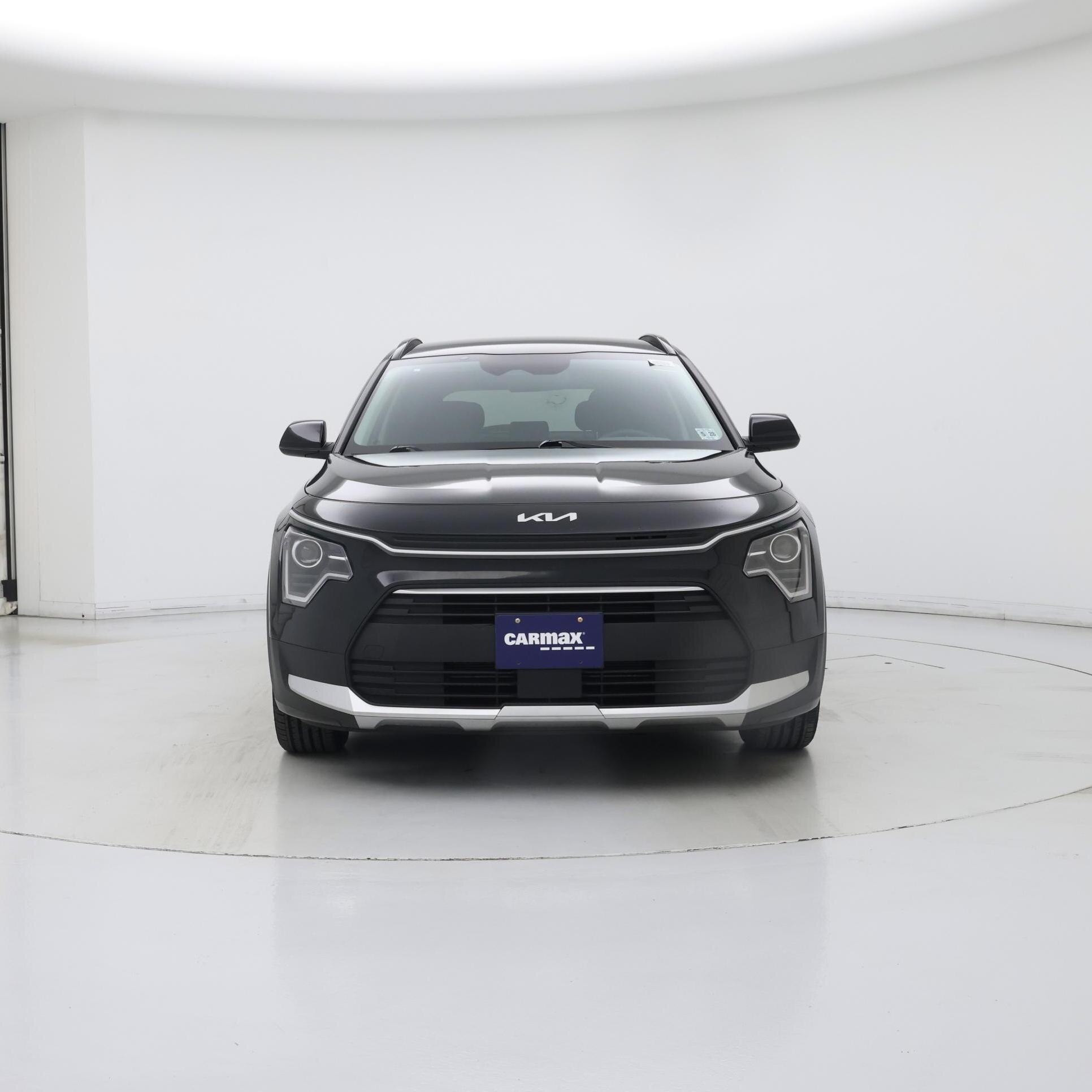 Thumbnail: 2023 Kia Niro - 5