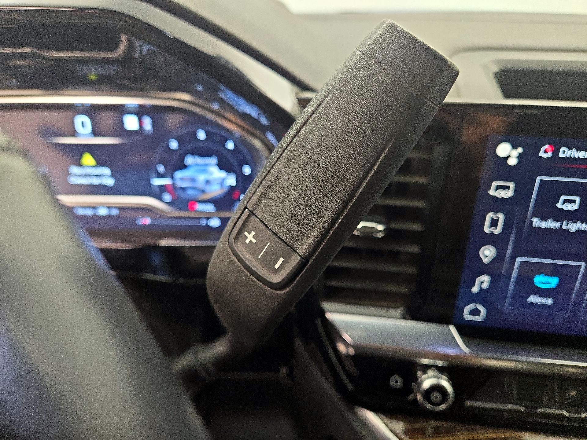 Thumbnail: 2022 GMC Sierra 1500 - 18