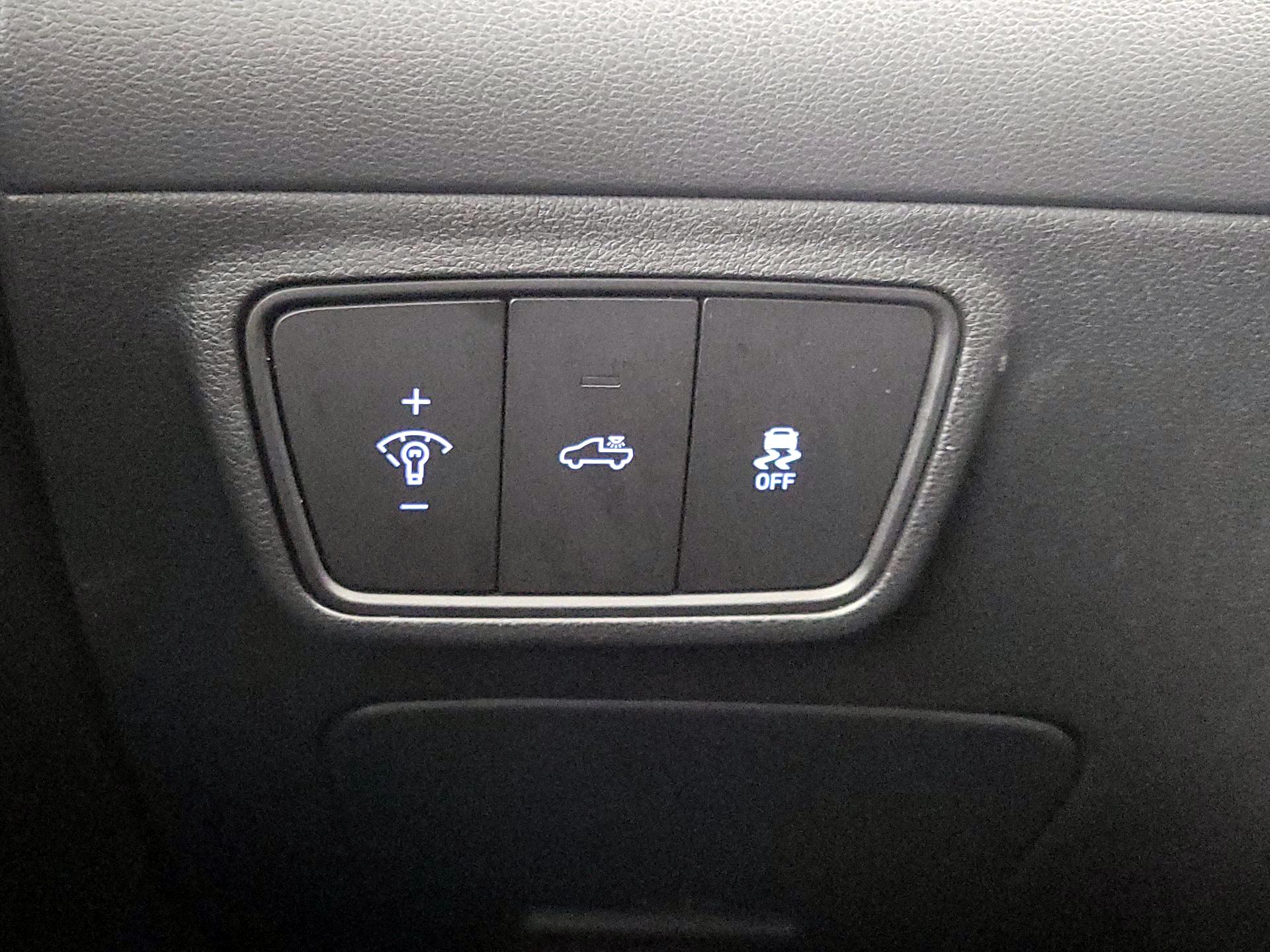 Thumbnail: 2023 Hyundai Santa Cruz - 13