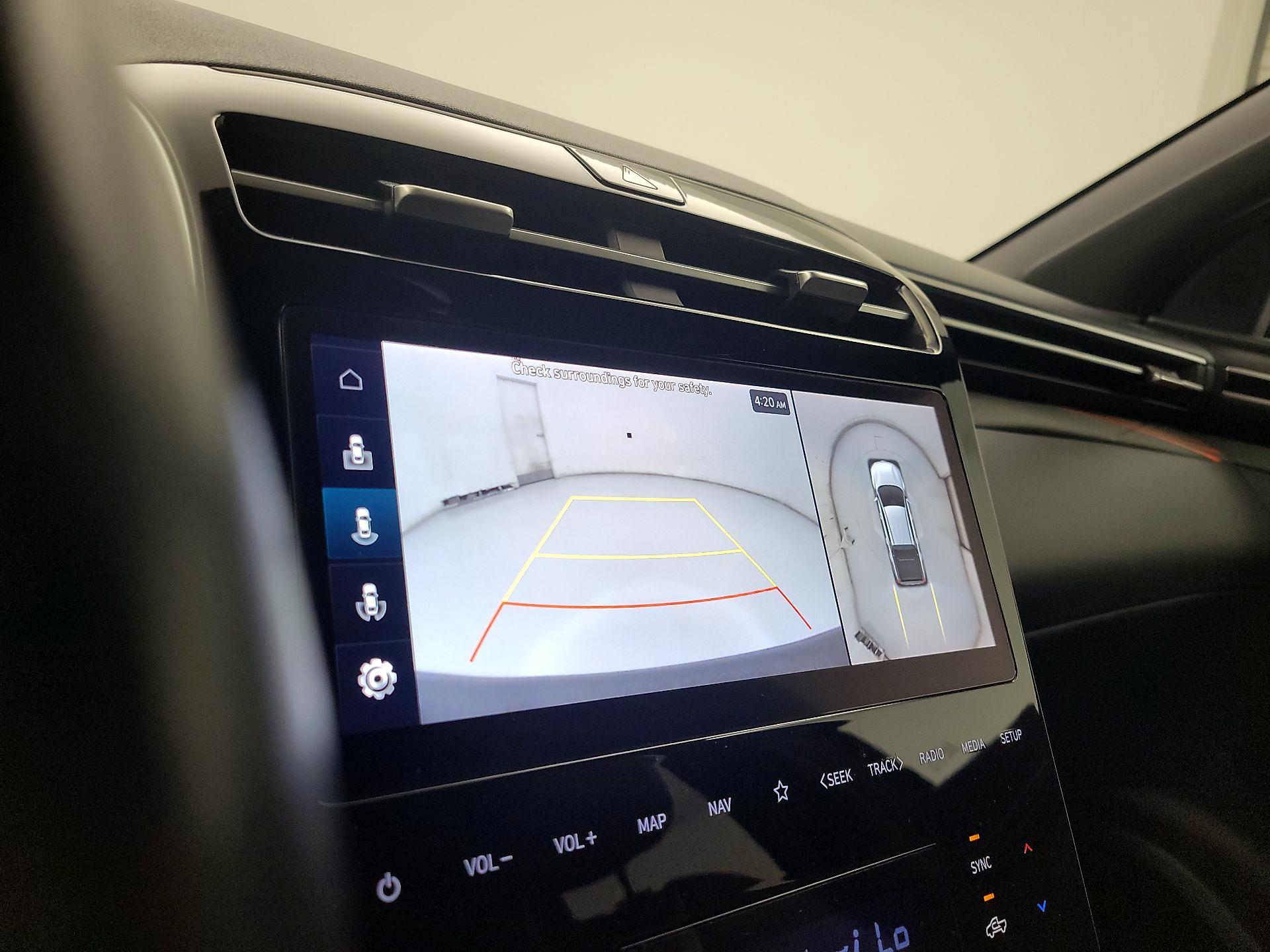 Thumbnail: 2023 Hyundai Santa Cruz - 15