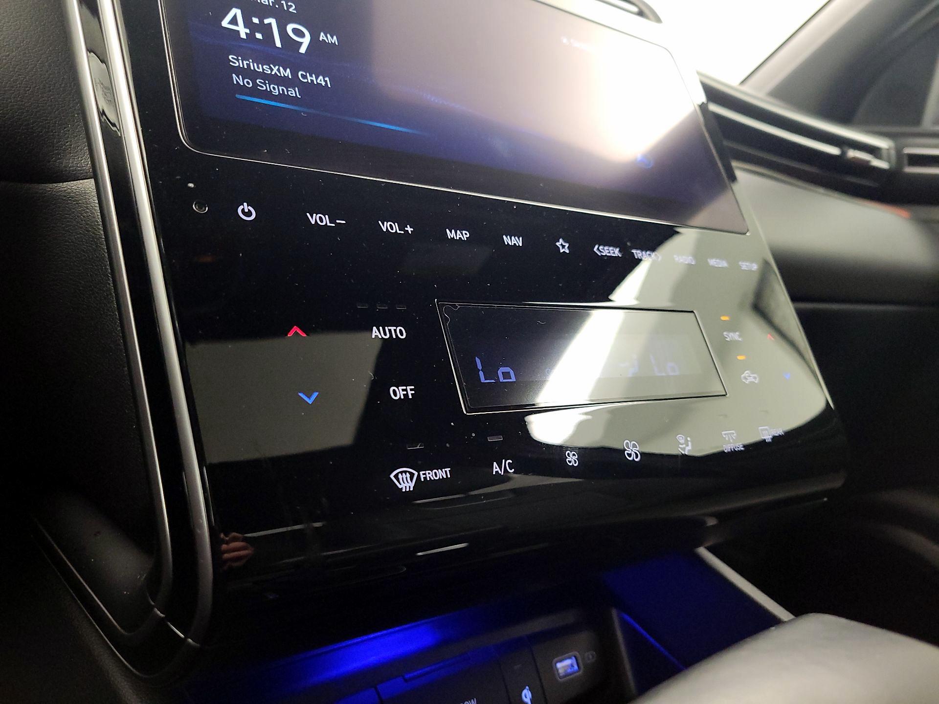 Thumbnail: 2023 Hyundai Santa Cruz - 17