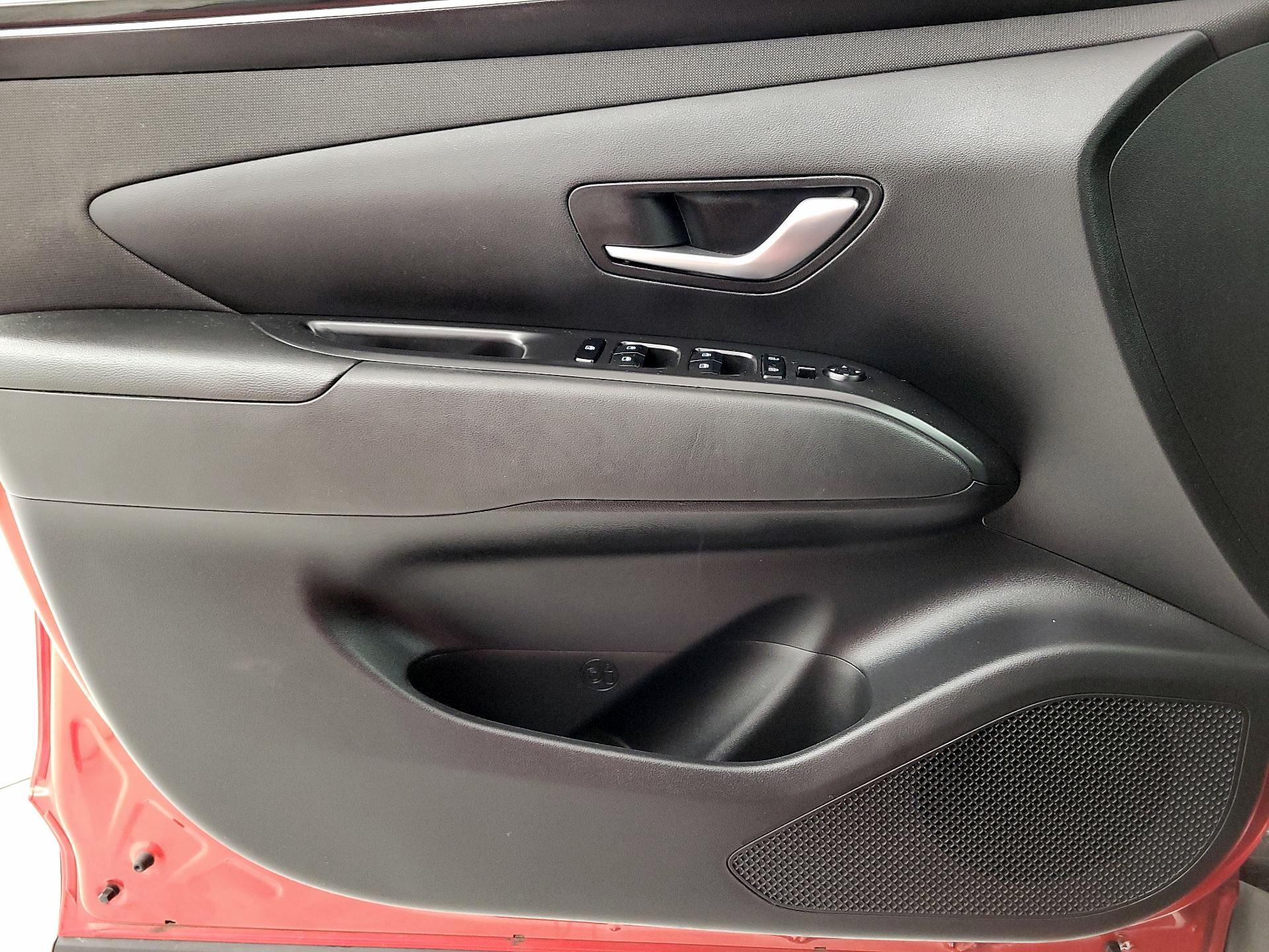 Thumbnail: 2023 Hyundai Tucson - 12