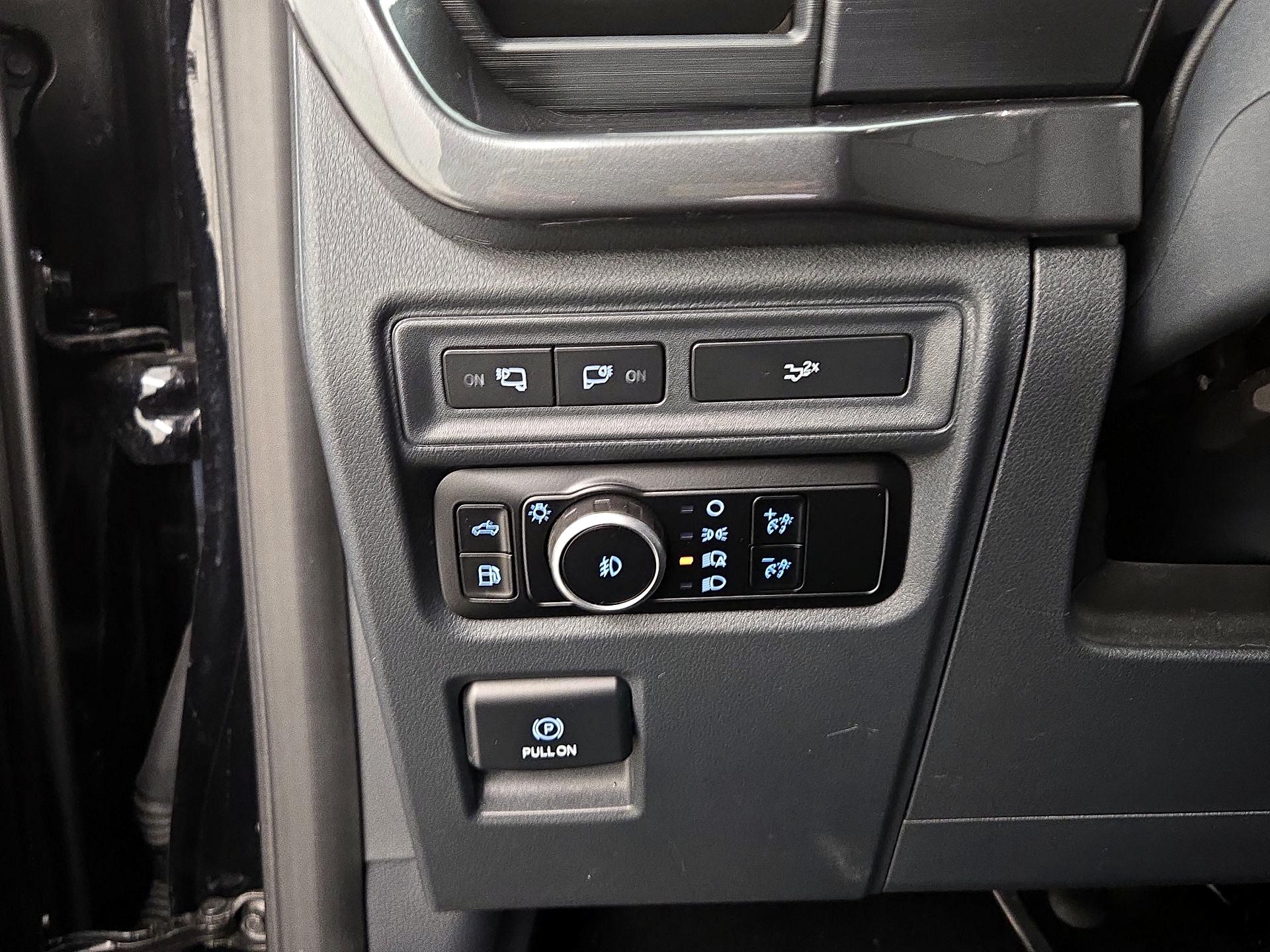 Thumbnail: 2023 Ford F-150 - 13