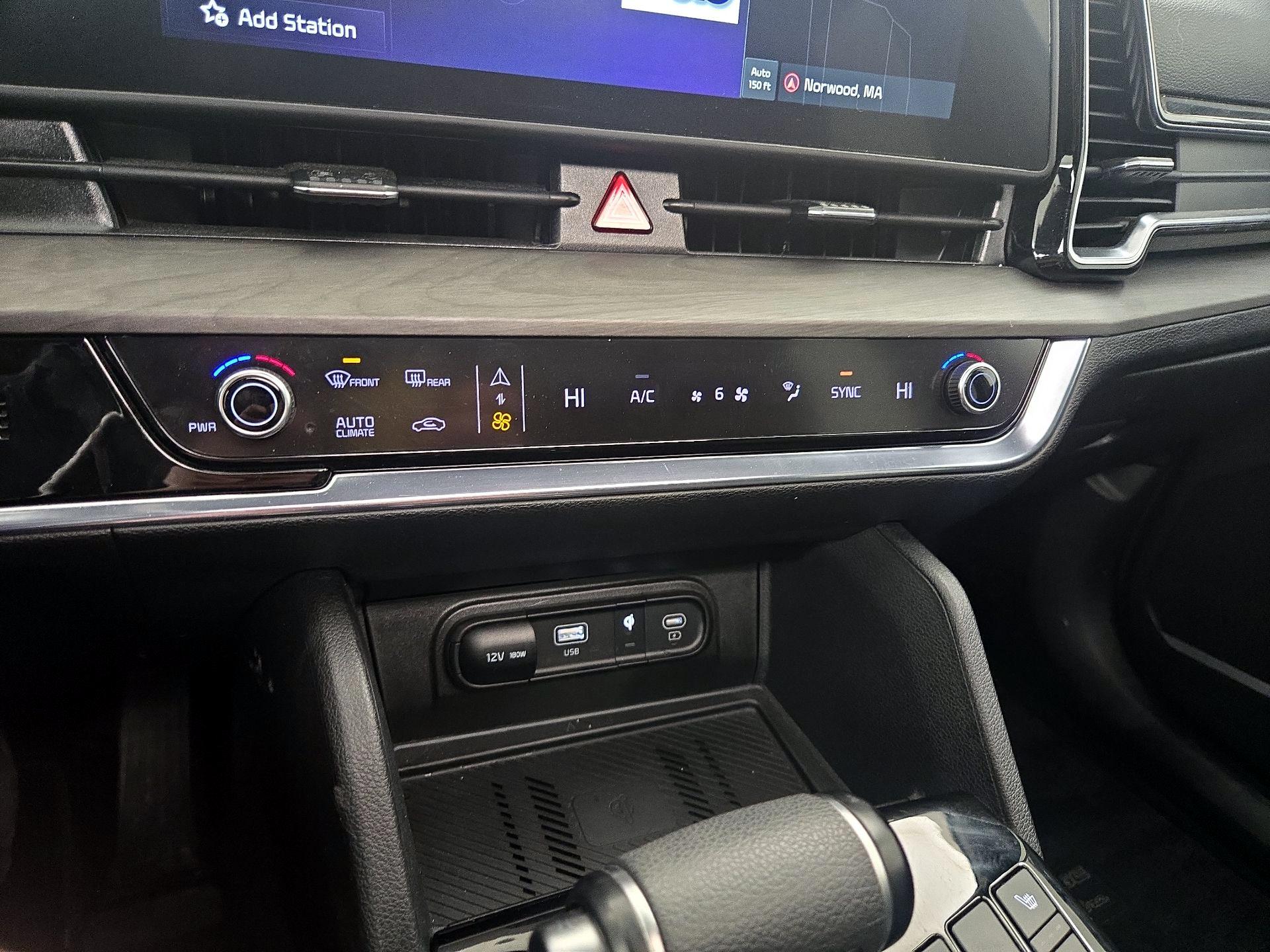 Thumbnail: 2023 Kia Sportage - 17