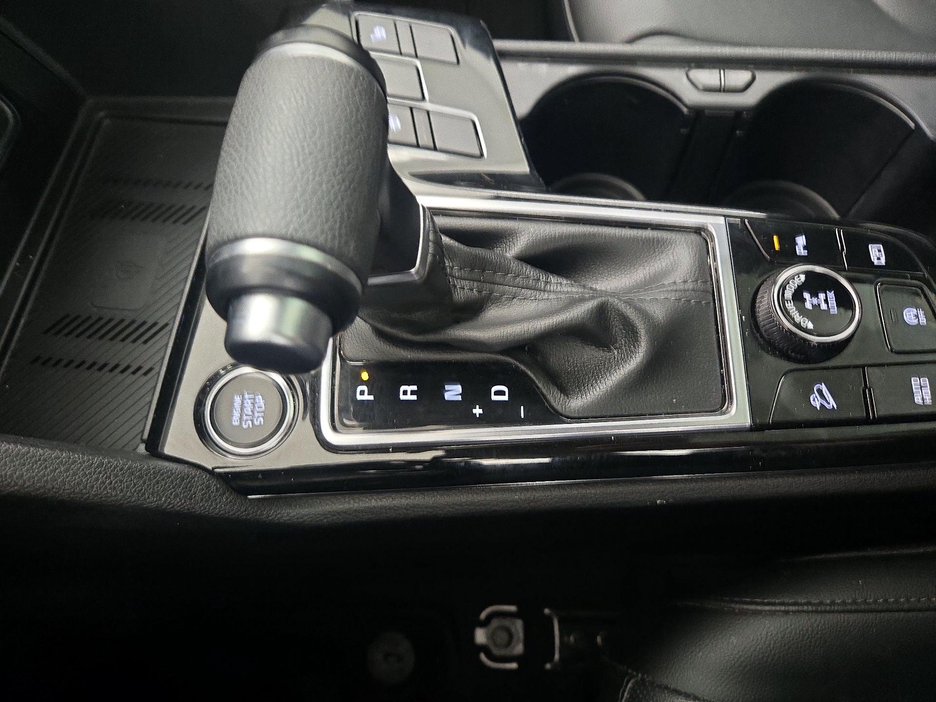 Thumbnail: 2023 Kia Sportage - 18