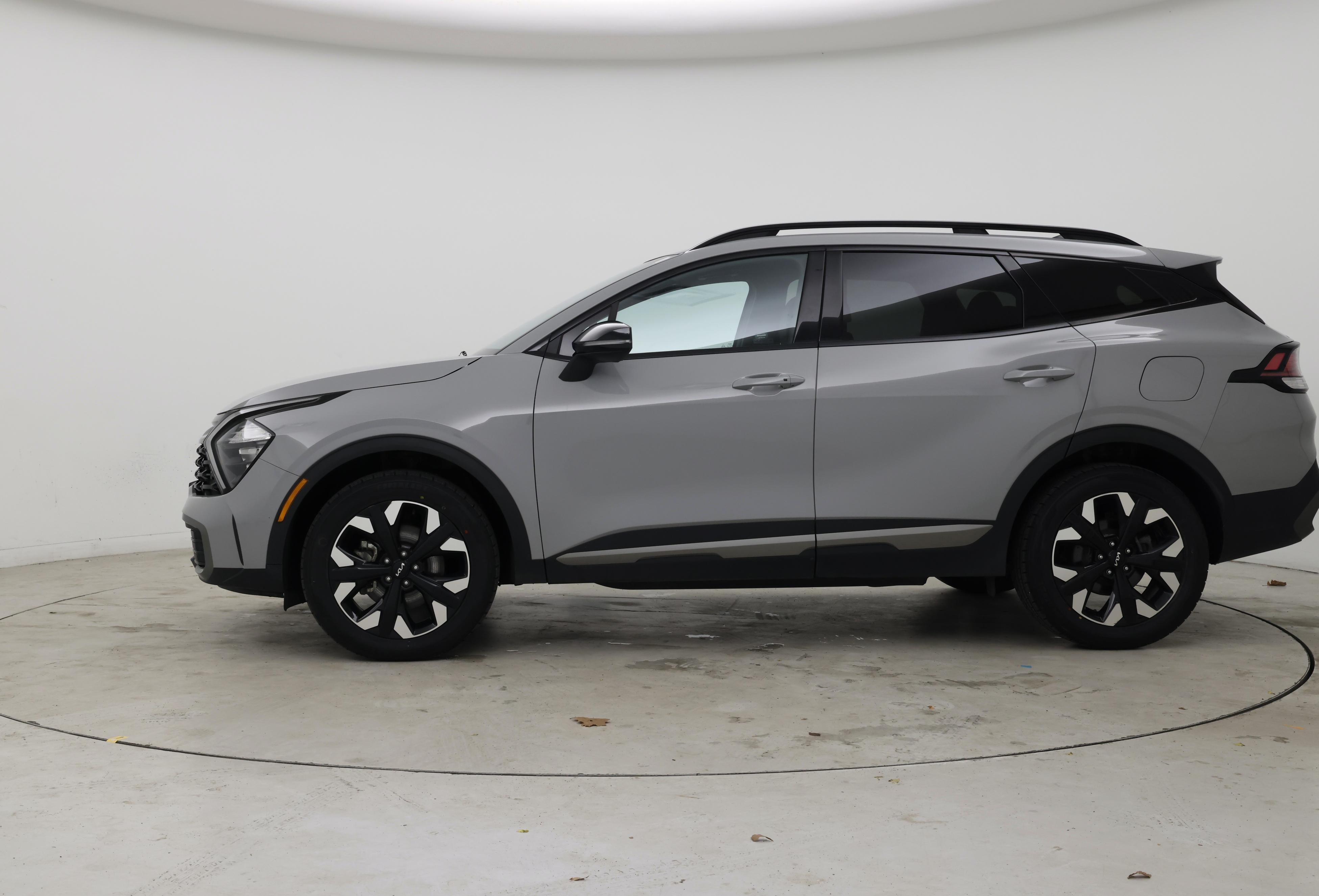 Thumbnail: 2023 Kia Sportage - 3