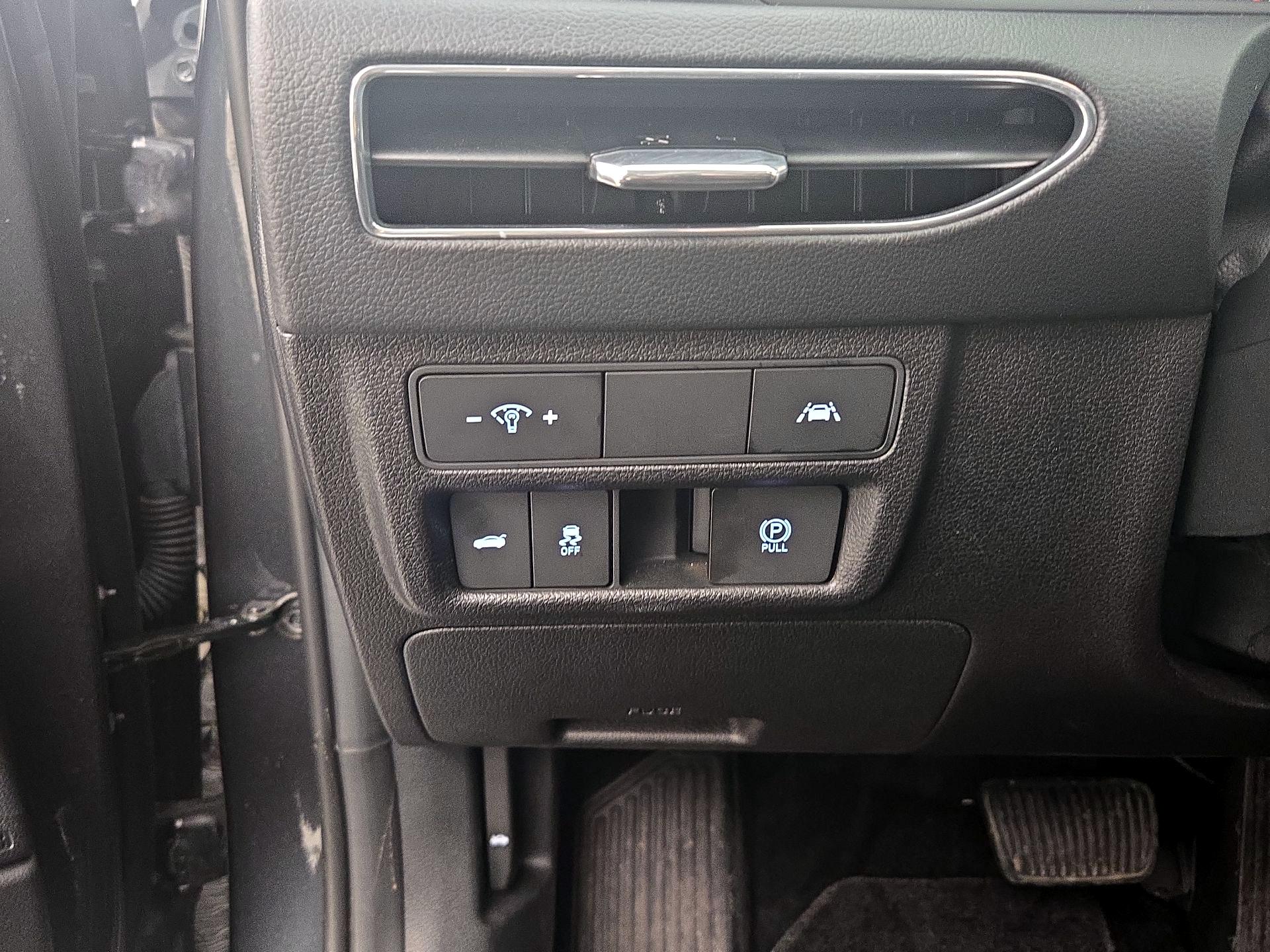 Thumbnail: 2023 Hyundai Sonata - 13