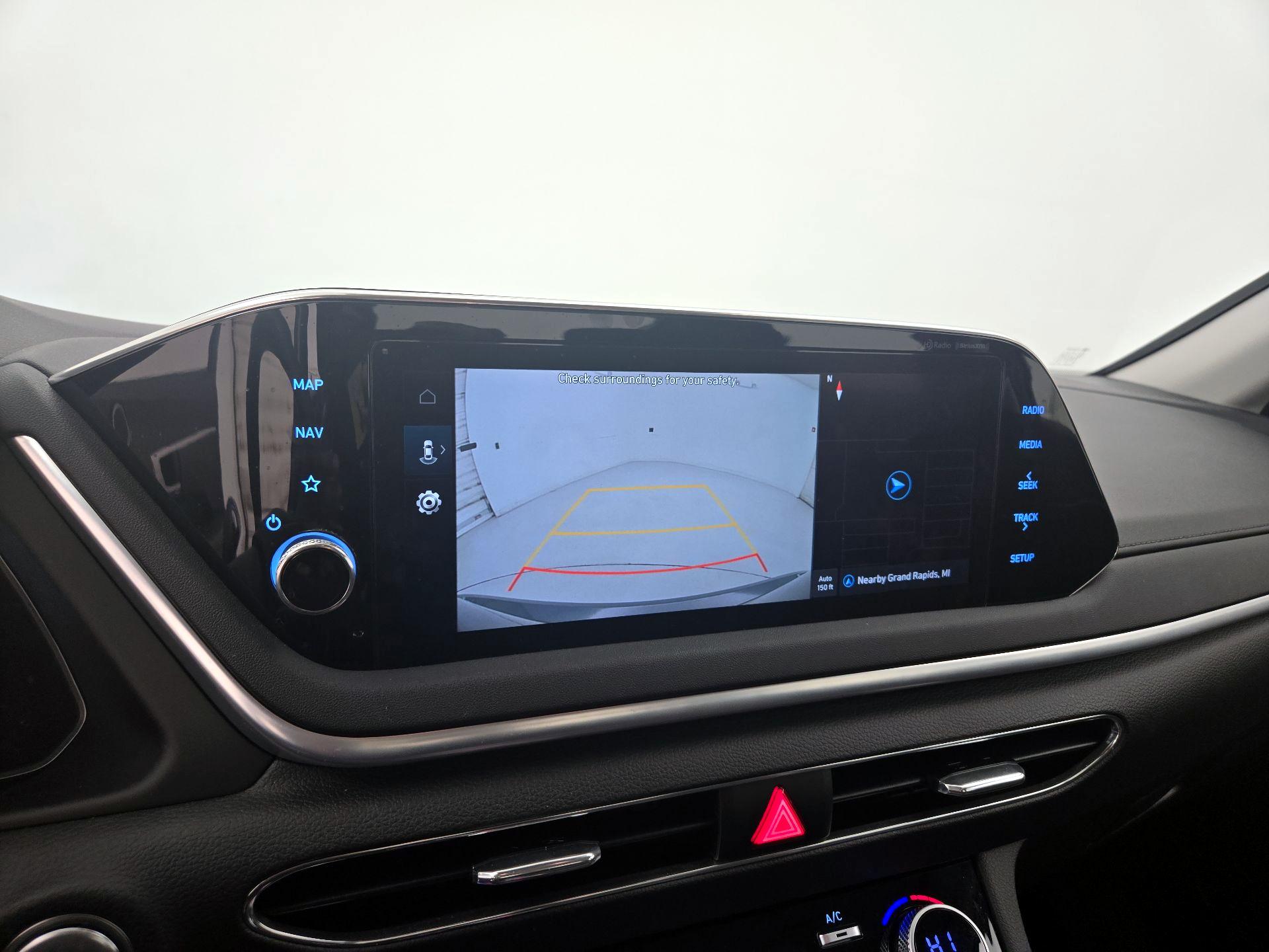 Thumbnail: 2023 Hyundai Sonata - 15