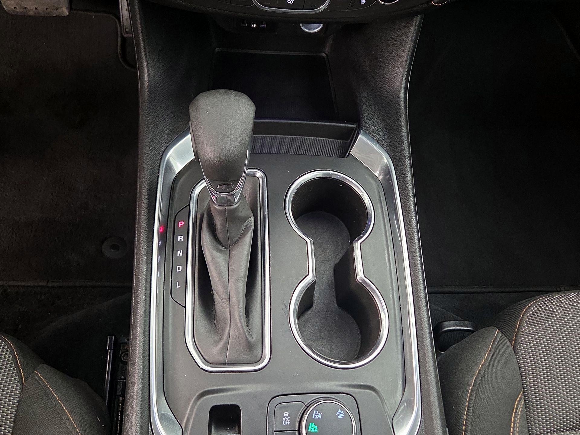 Thumbnail: 2021 Chevrolet Traverse - 17