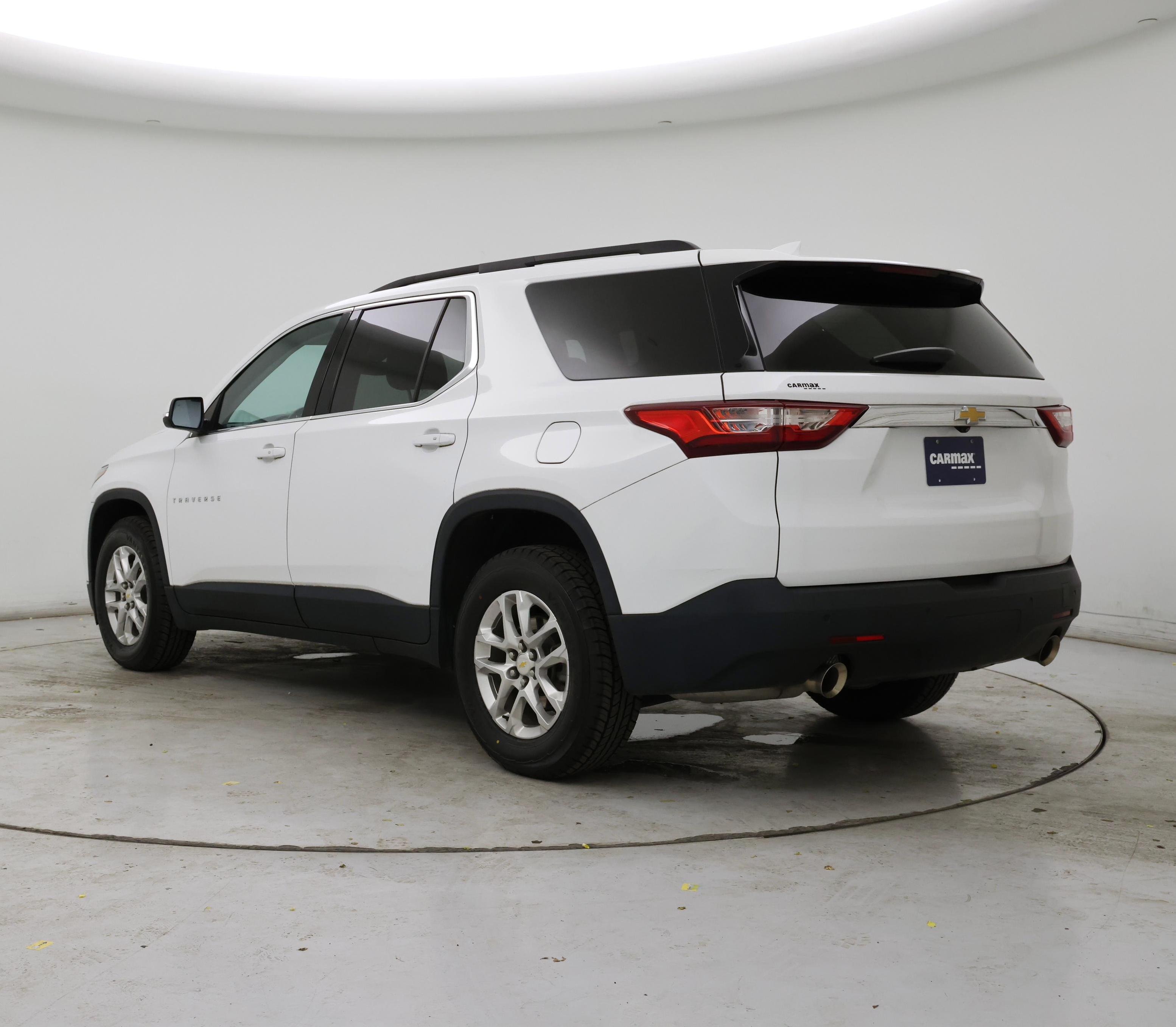 Thumbnail: 2021 Chevrolet Traverse - 2