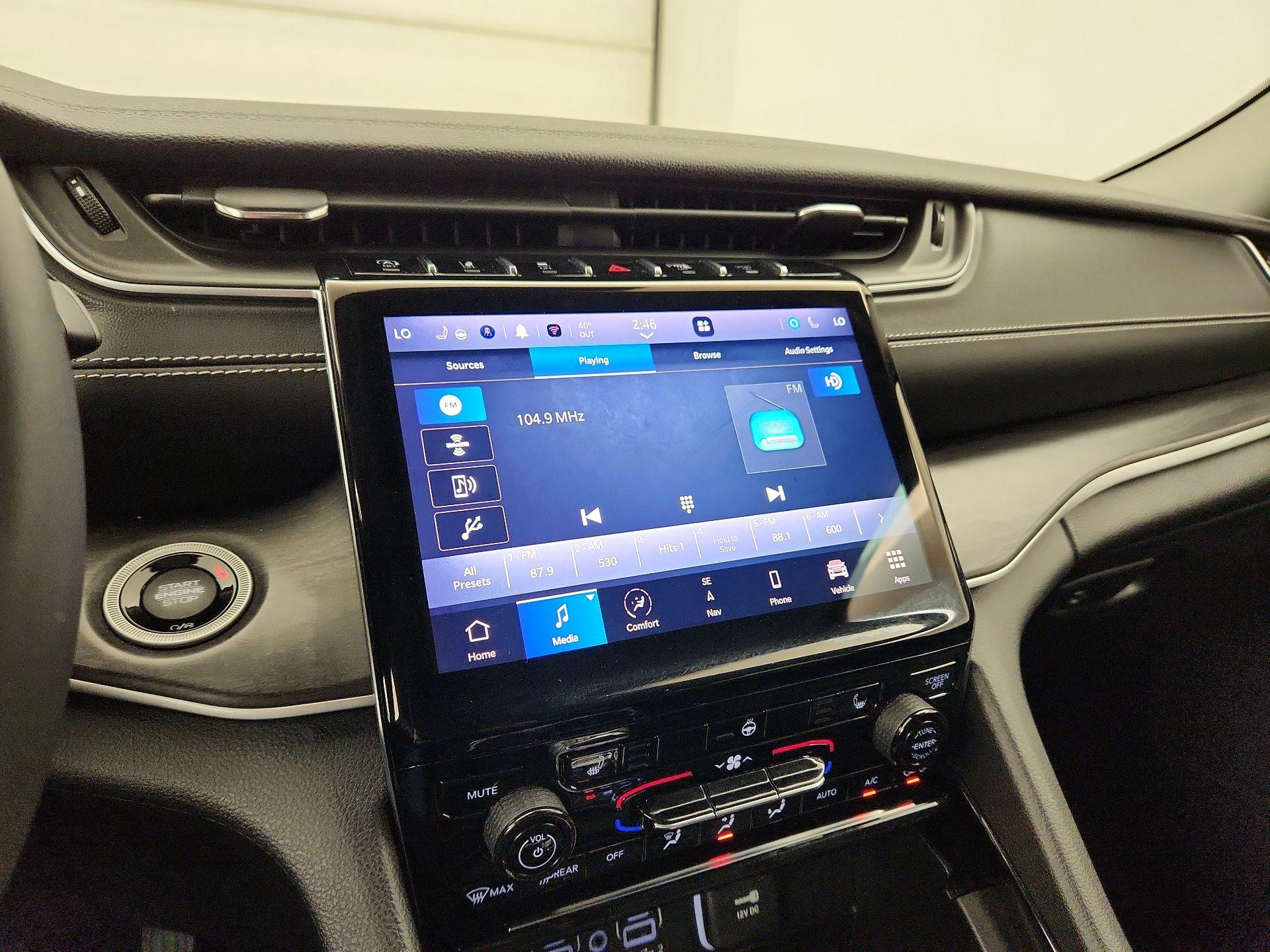 Thumbnail: 2023 Jeep Grand Cherokee - 14