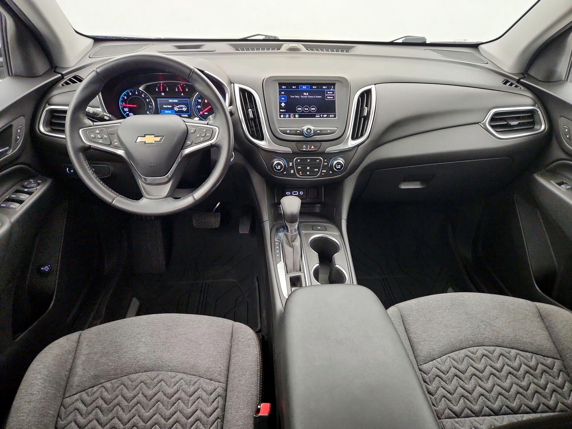 Thumbnail: 2022 Chevrolet Equinox - 9