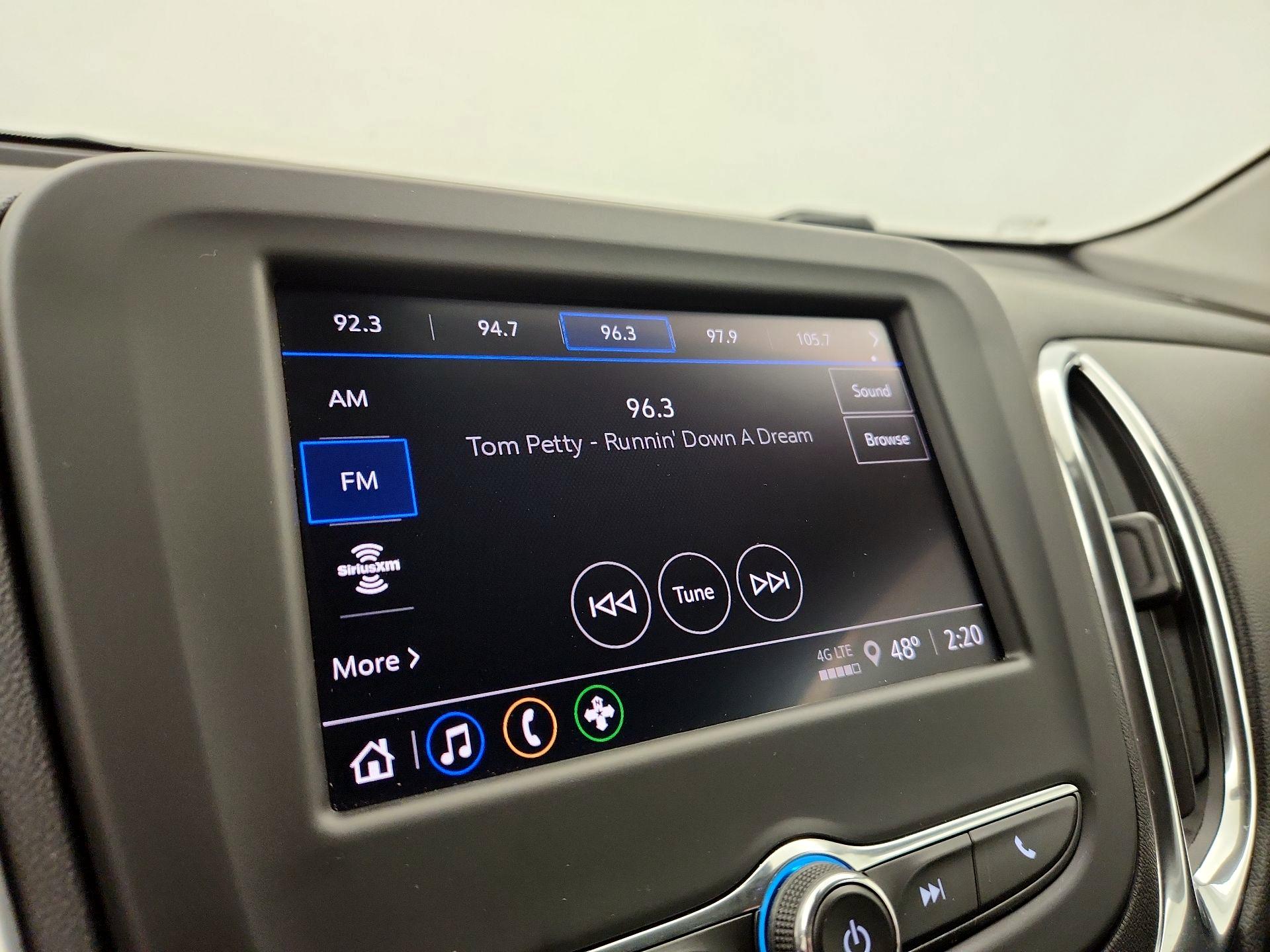 Thumbnail: 2022 Chevrolet Equinox - 15